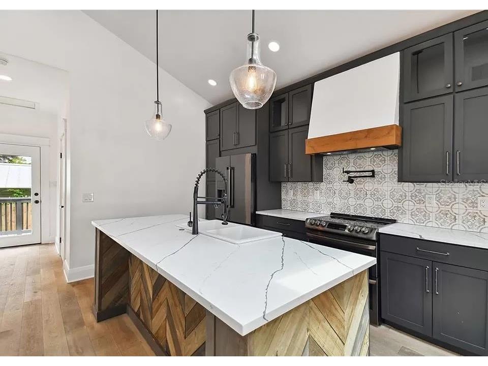 2508 N Ola Avenue Tampa FL 33602 TB8481549 image7