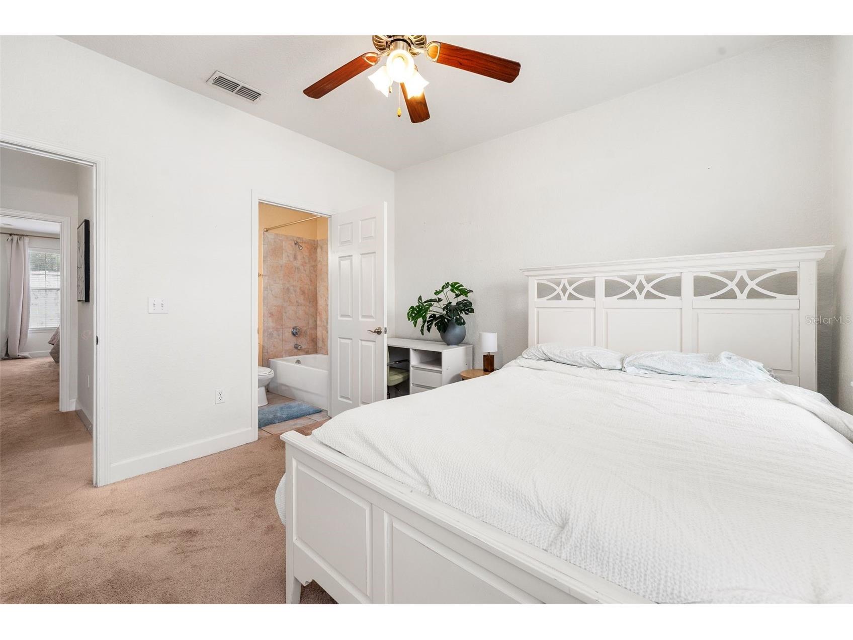 2508 SW 35th Place #V130 Gainesville FL 32608 GC538034 image16