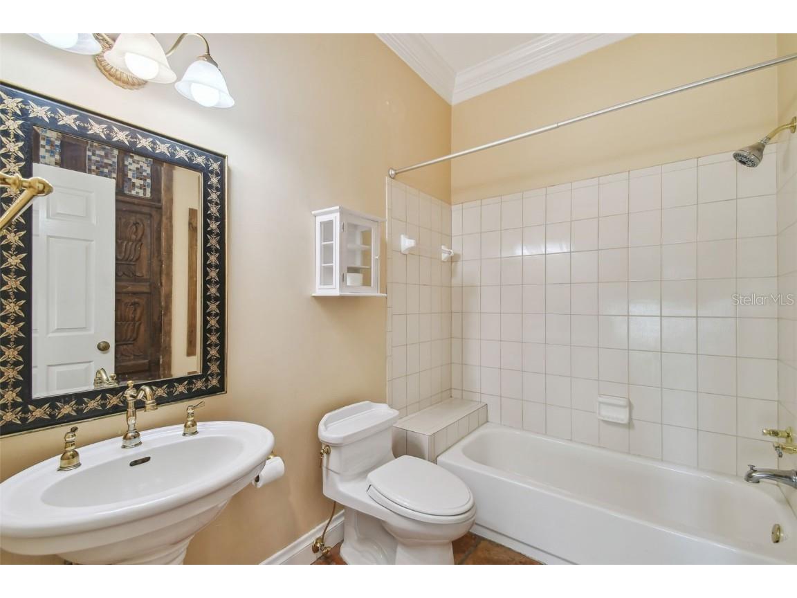 2508 W Shell Point Road Tampa FL 33611 TB8349053 image17