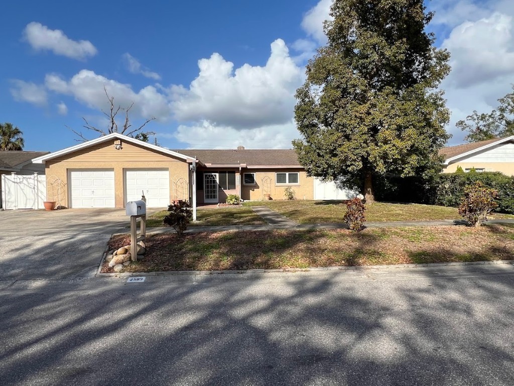 2509 Hollis Drive Tampa FL 33618 TB8328747 image1