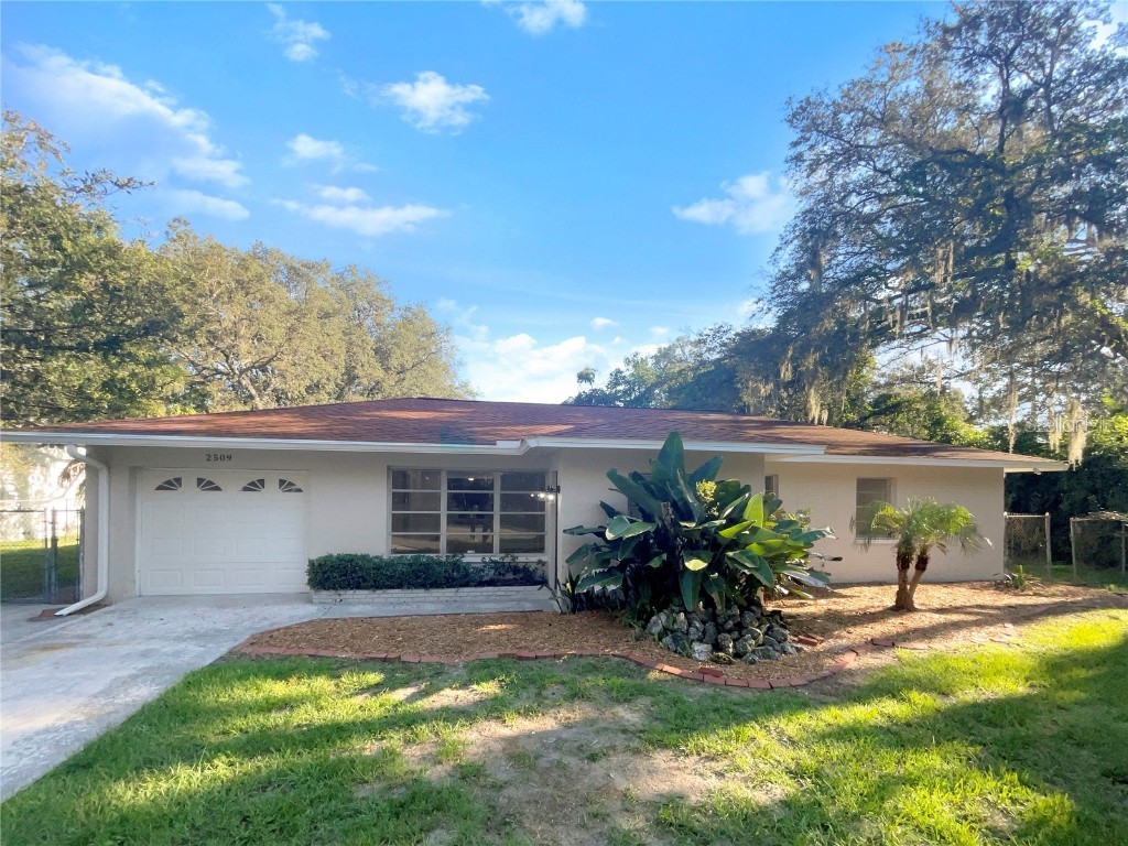 2509 Lake Ellen Drive Tampa FL 33618 O6133242 image1