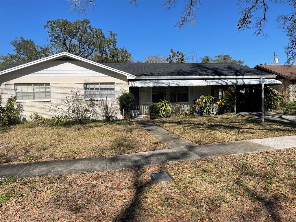 2509 Thornbrook Place Tampa FL 33618 A4560084 image1