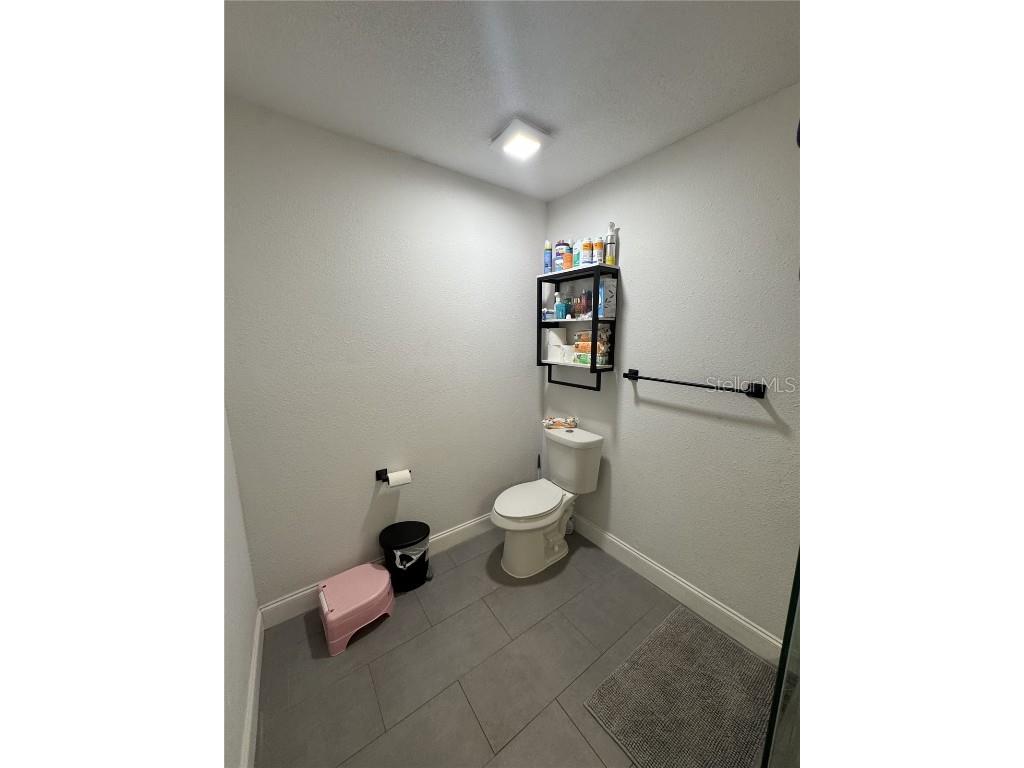 2509 Thornbrook Place Tampa FL 33618 TB8400520 image21
