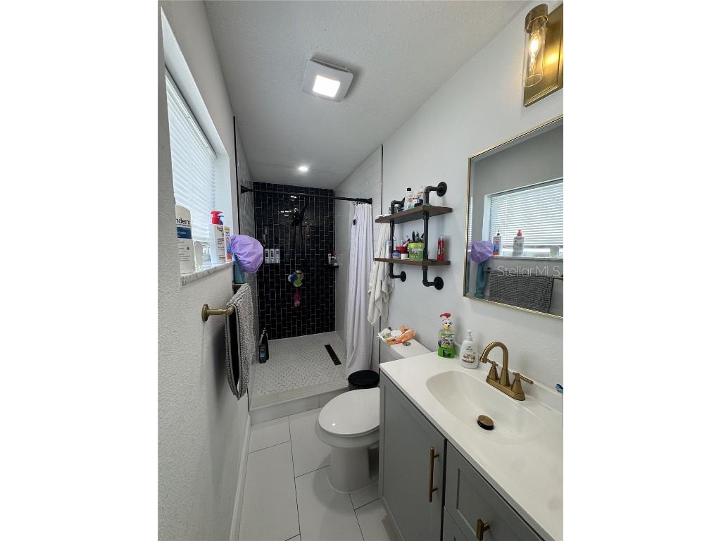 2509 Thornbrook Place Tampa FL 33618 TB8400520 image23