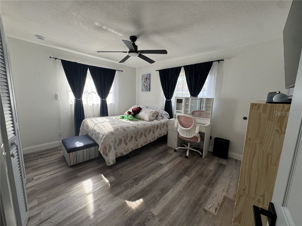 2509 Thornbrook Place Tampa FL 33618 TB8400520 image28