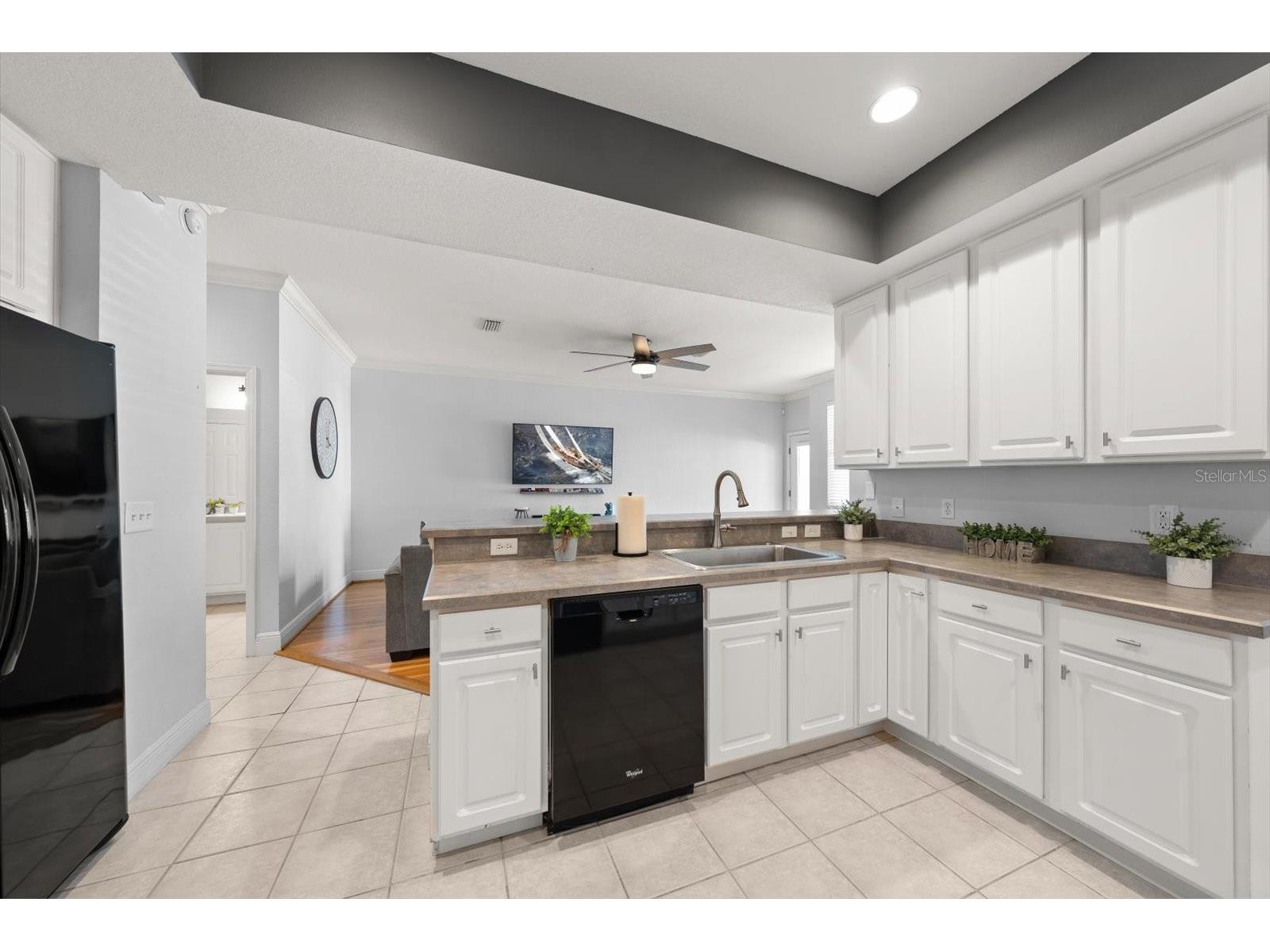 251 1st Avenue SW Largo FL 33770 TB8487953 image9