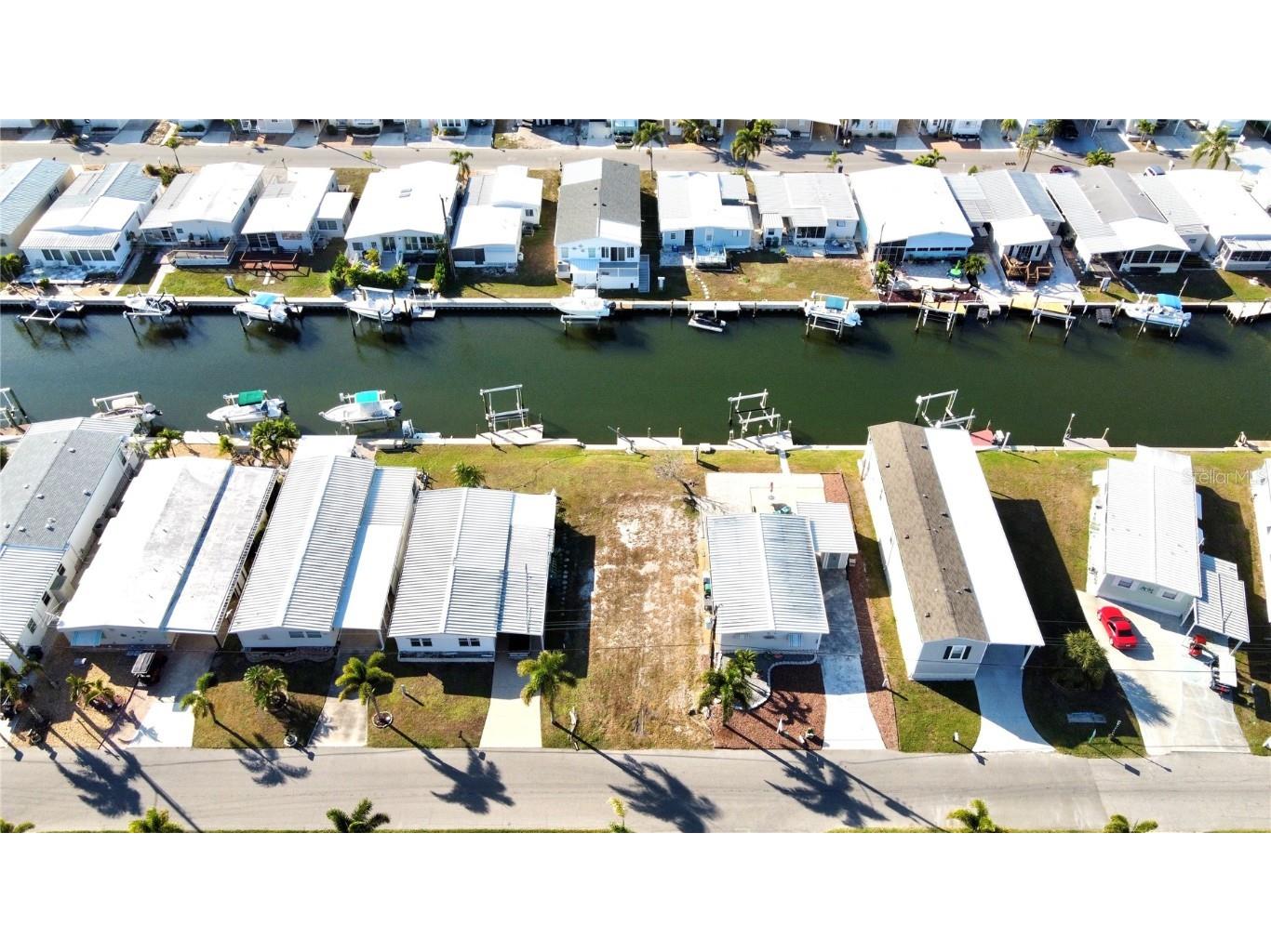 251 Aloha Drive Palmetto FL 34221 A4675965 image2