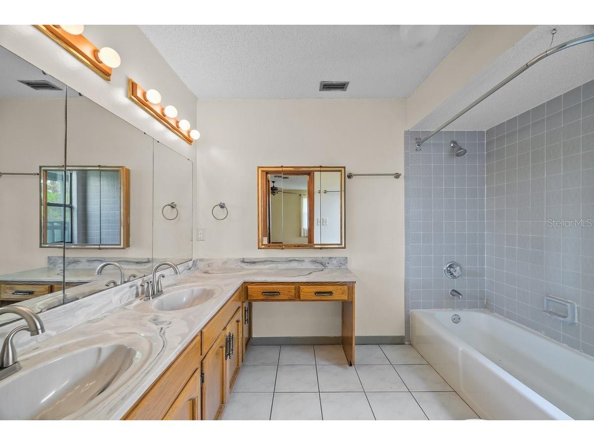 251 Cue Lake Drive Hawthorne FL 32640 - HOUR GLASS GC541891 image19