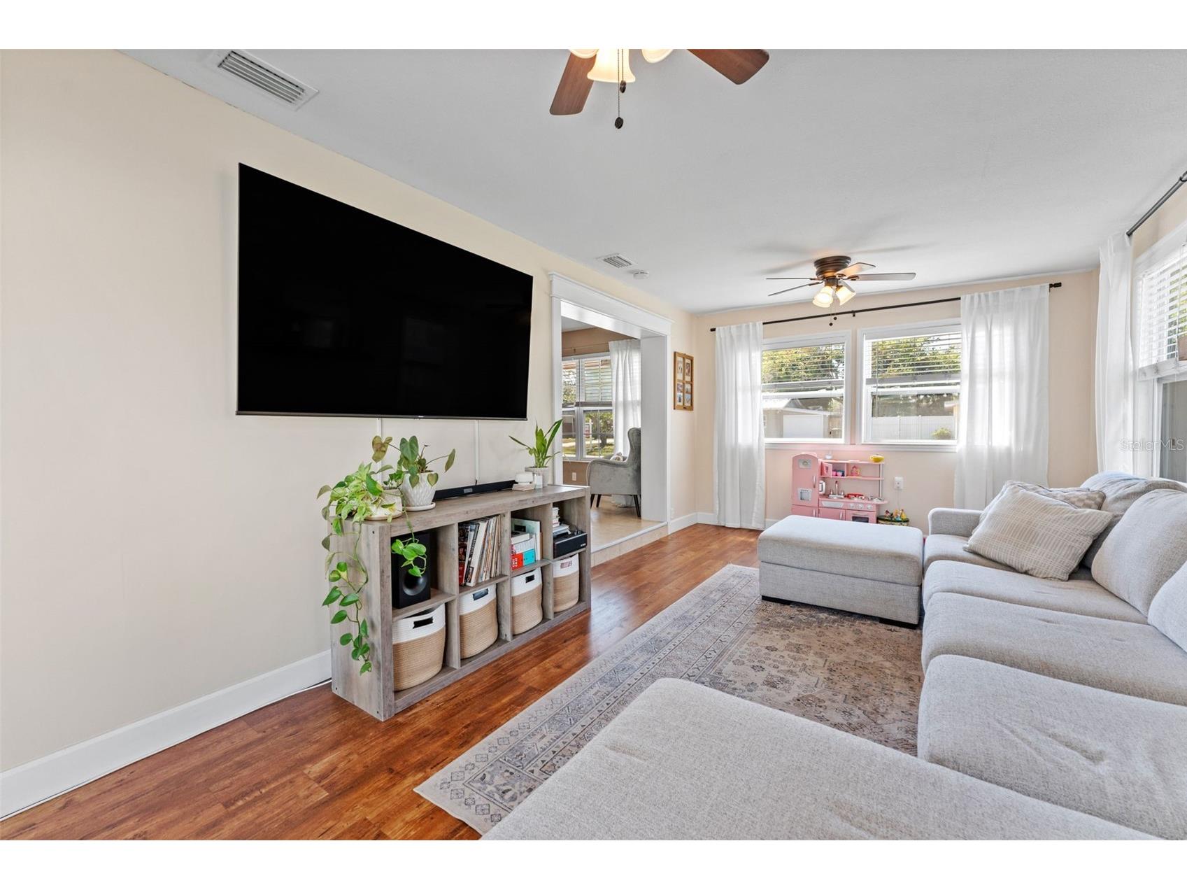 251 Davison Avenue NE Saint Petersburg FL 33703 TB8485244 image10