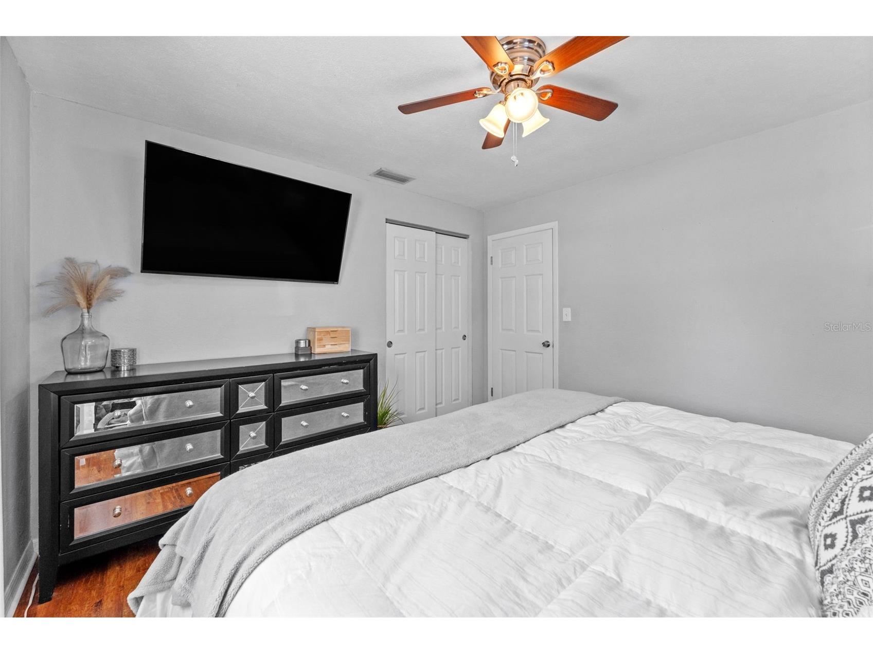 251 Davison Avenue NE Saint Petersburg FL 33703 TB8485244 image18