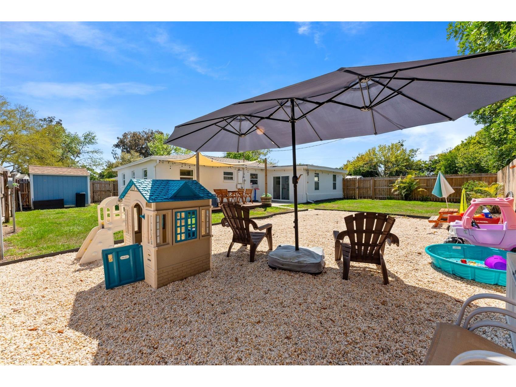 251 Davison Avenue NE Saint Petersburg FL 33703 TB8485244 image39