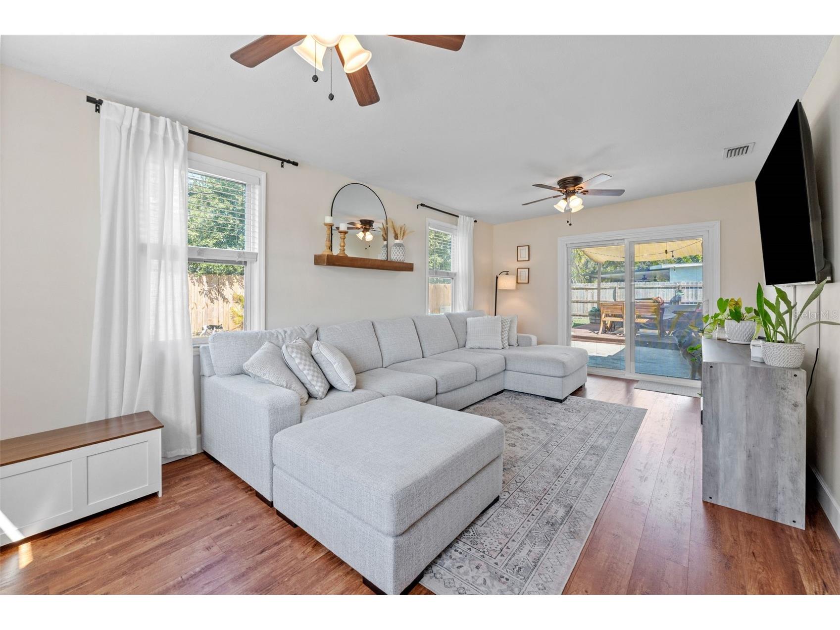 251 Davison Avenue NE Saint Petersburg FL 33703 TB8485244 image8