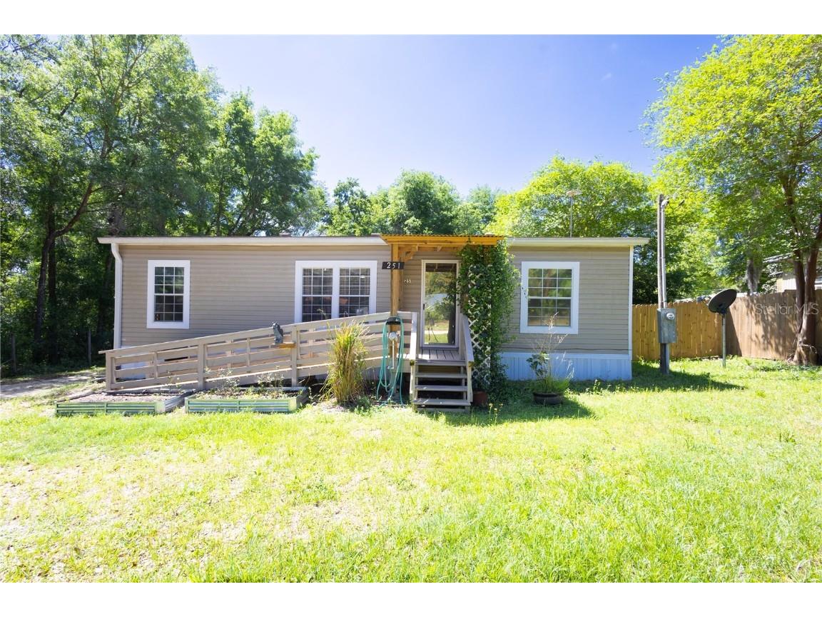 251 Elm Street Hawthorne FL 32640 GC529803 image1