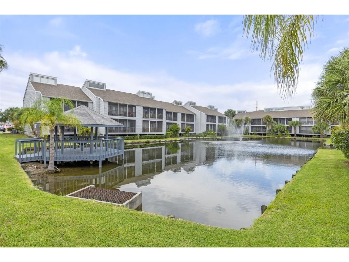 251 Fenwick Drive #10 Venice FL 34285 A4618702 image1