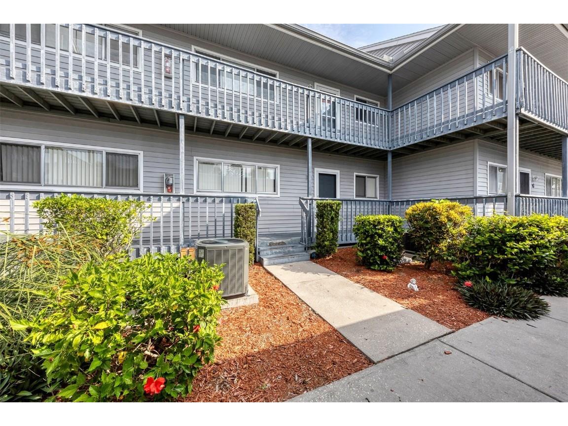 251 Fenwick Drive #12 Venice FL 34285 A4592152 image1