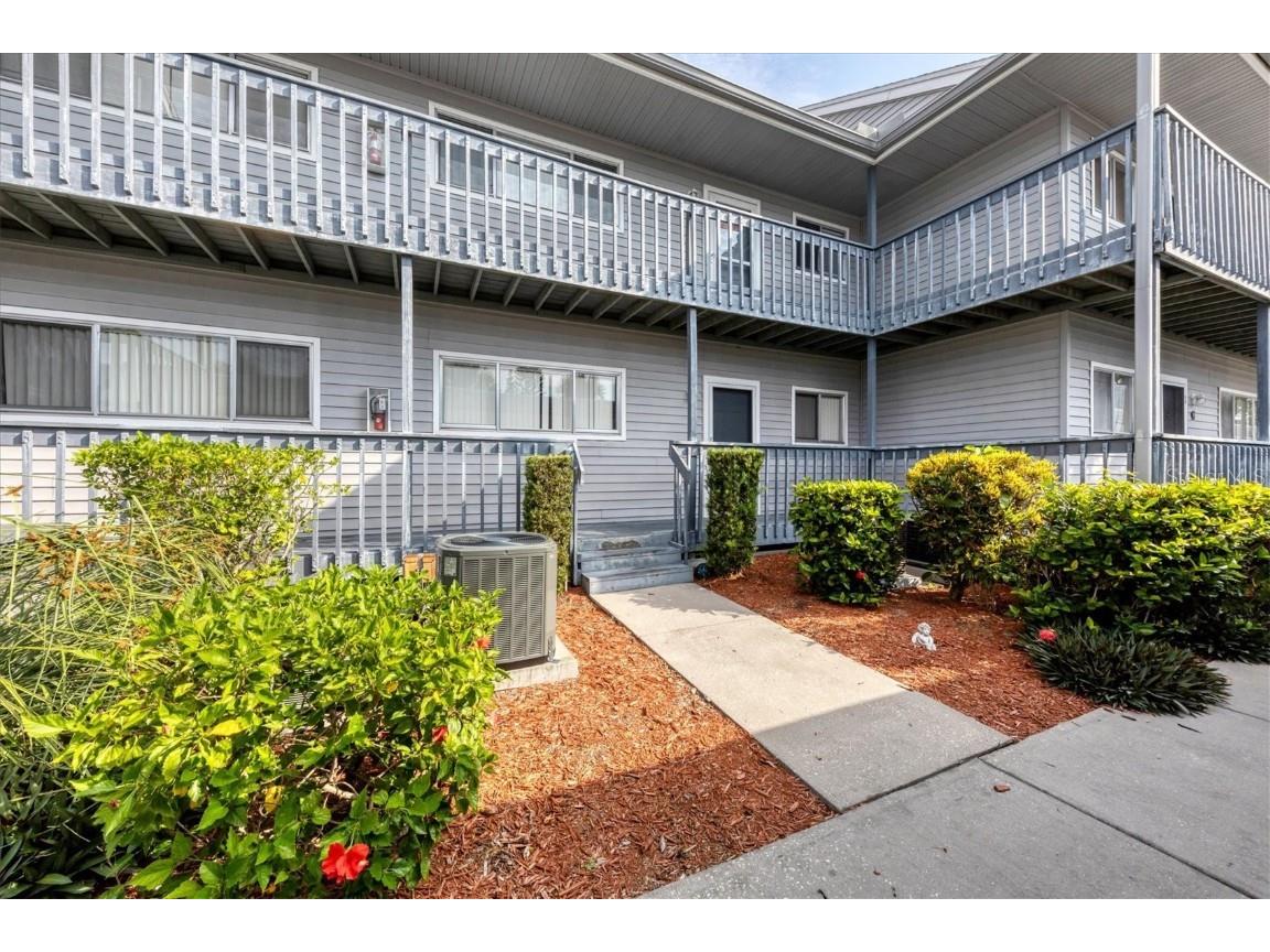 251 Fenwick Drive #12 Venice FL 34285 N6128872 image1