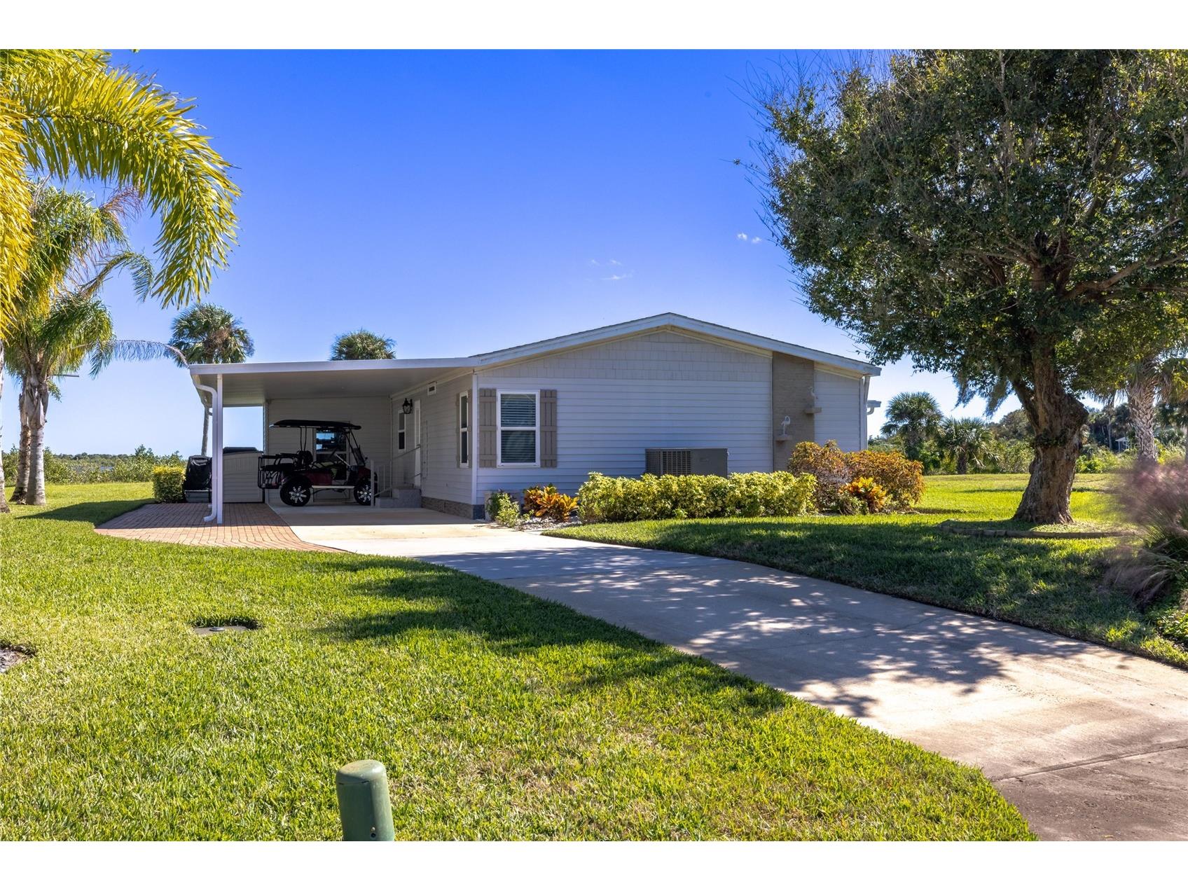 251 Golden Bay Boulevard Oak Hill FL 32759 NS1086438 image2