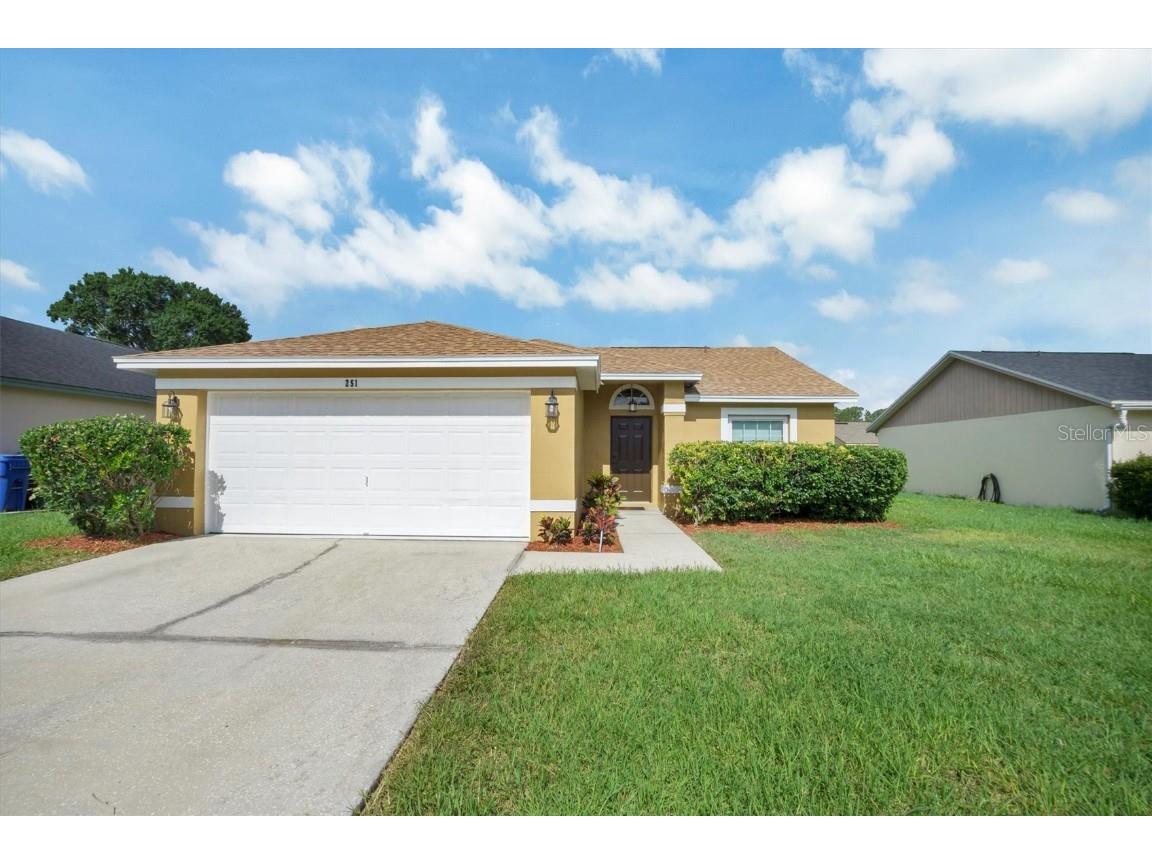 251 Kings Pond Ave Winter Haven FL 33880 P4934789 image1