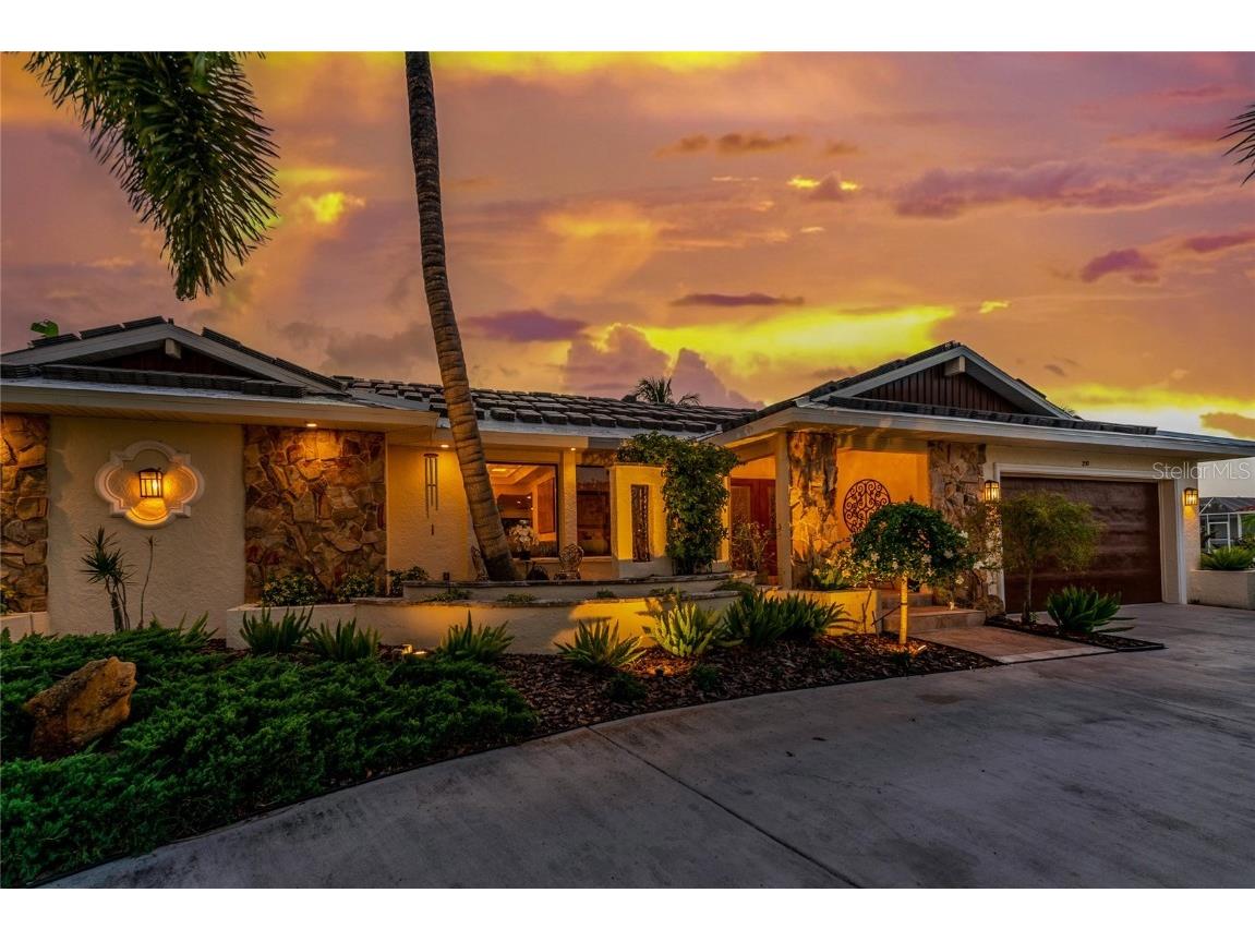 251 Lido Dr Punta Gorda FL 33950 C7464470 image1