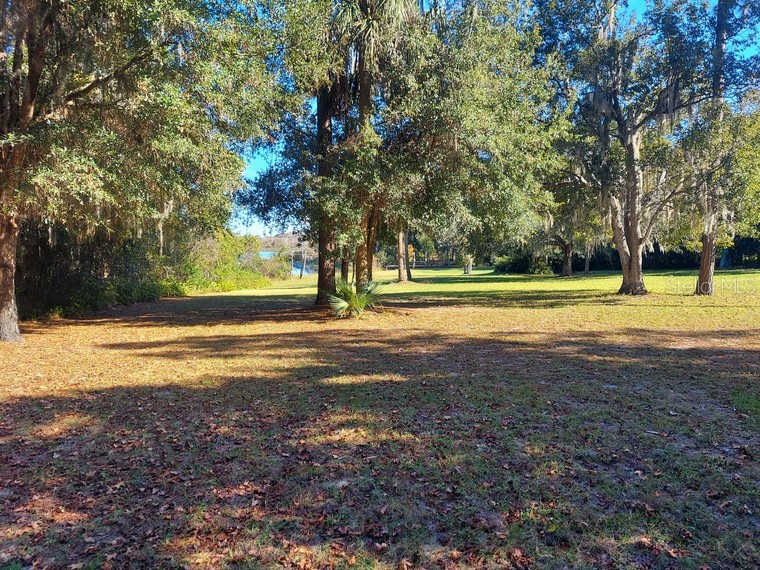 251 N Blue Lake Avenue Deland FL 32724 - Blue Lake R4910412 image44