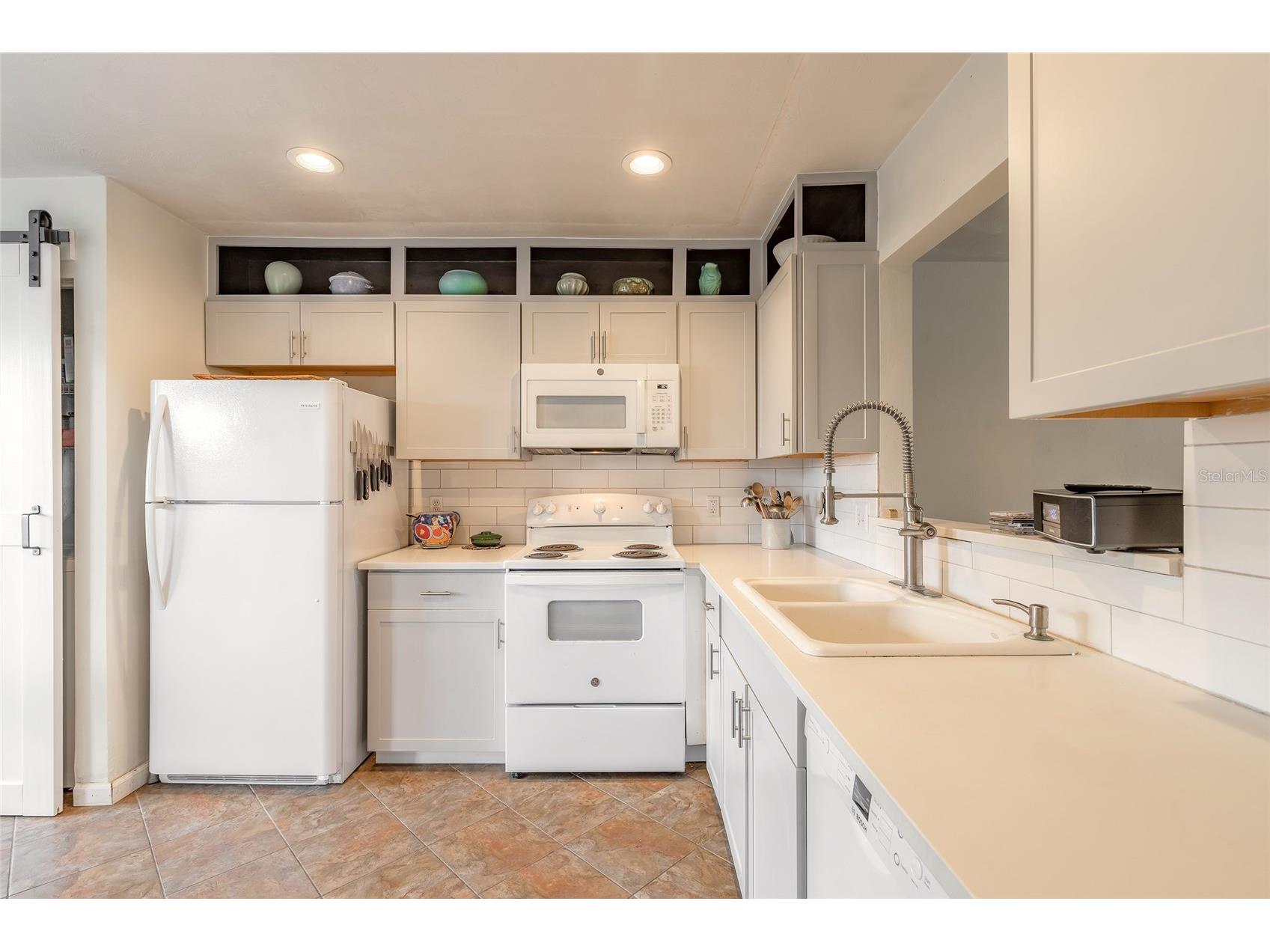 251 Orange Grove Drive #8 Ormond Beach FL 32174 V4946671 image4