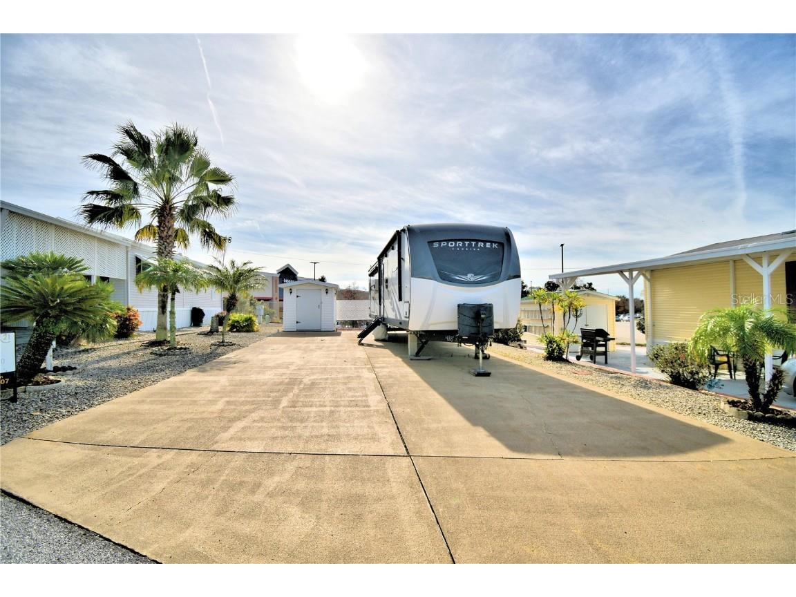 251 Patterson Road #I19 Haines City FL 33844 P4933972 image1