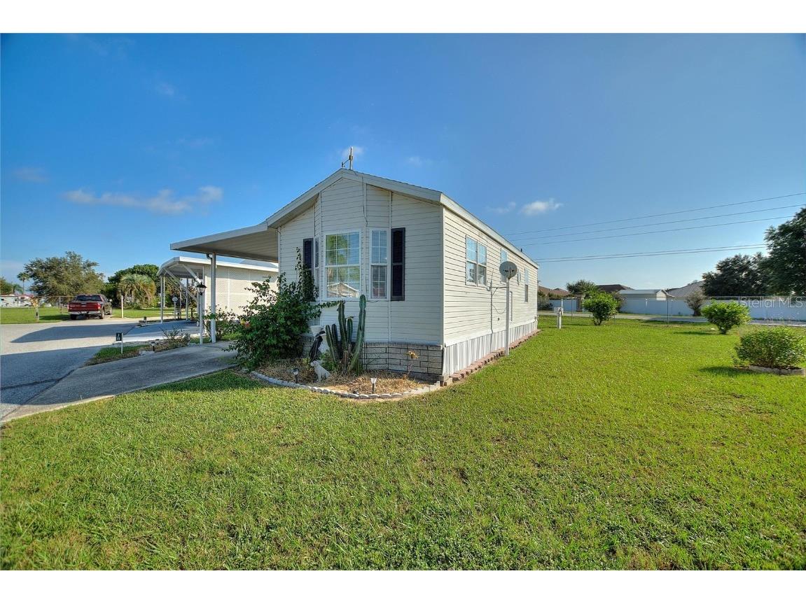 251 Patterson Road #J19 Haines City FL 33844 G5087778 image1