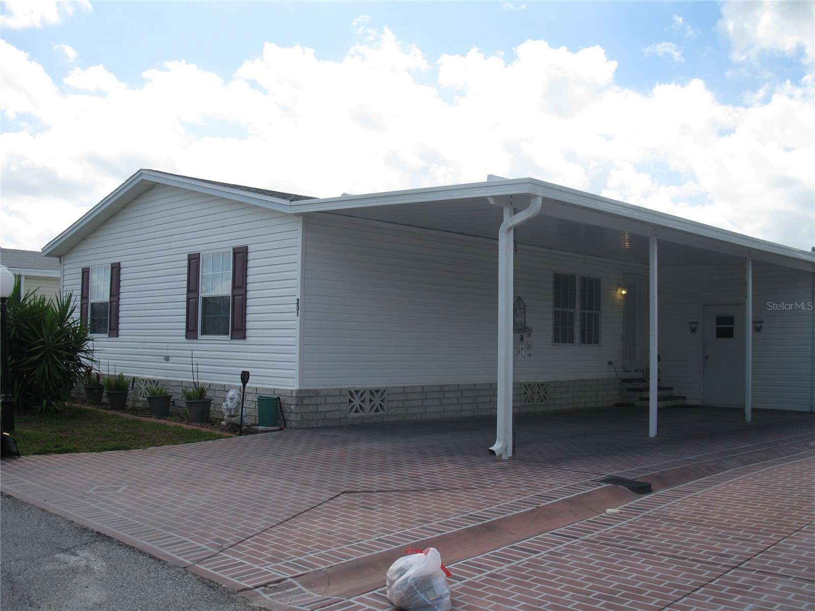 251 Ramsgate Way Haines City FL 33844 - LAKE HENRY L4962017 image1