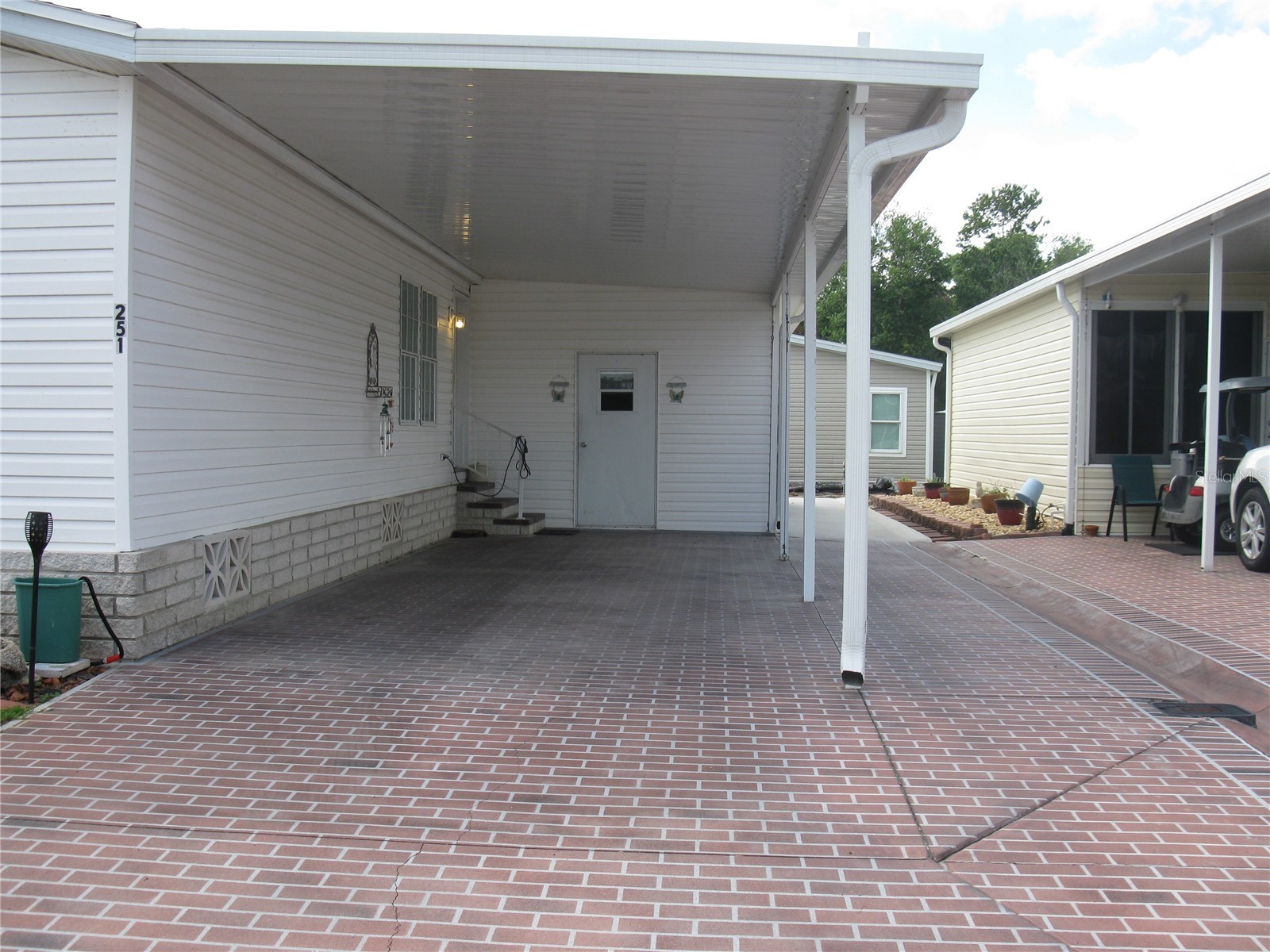 251 Ramsgate Way Haines City FL 33844 - LAKE HENRY L4962017 image2