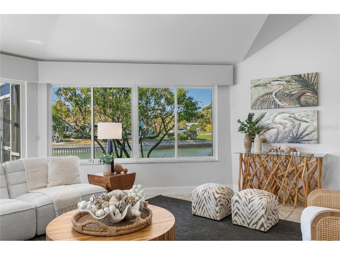 251 S Isle Drive Saint Pete Beach FL 33706 TB8442989 image11