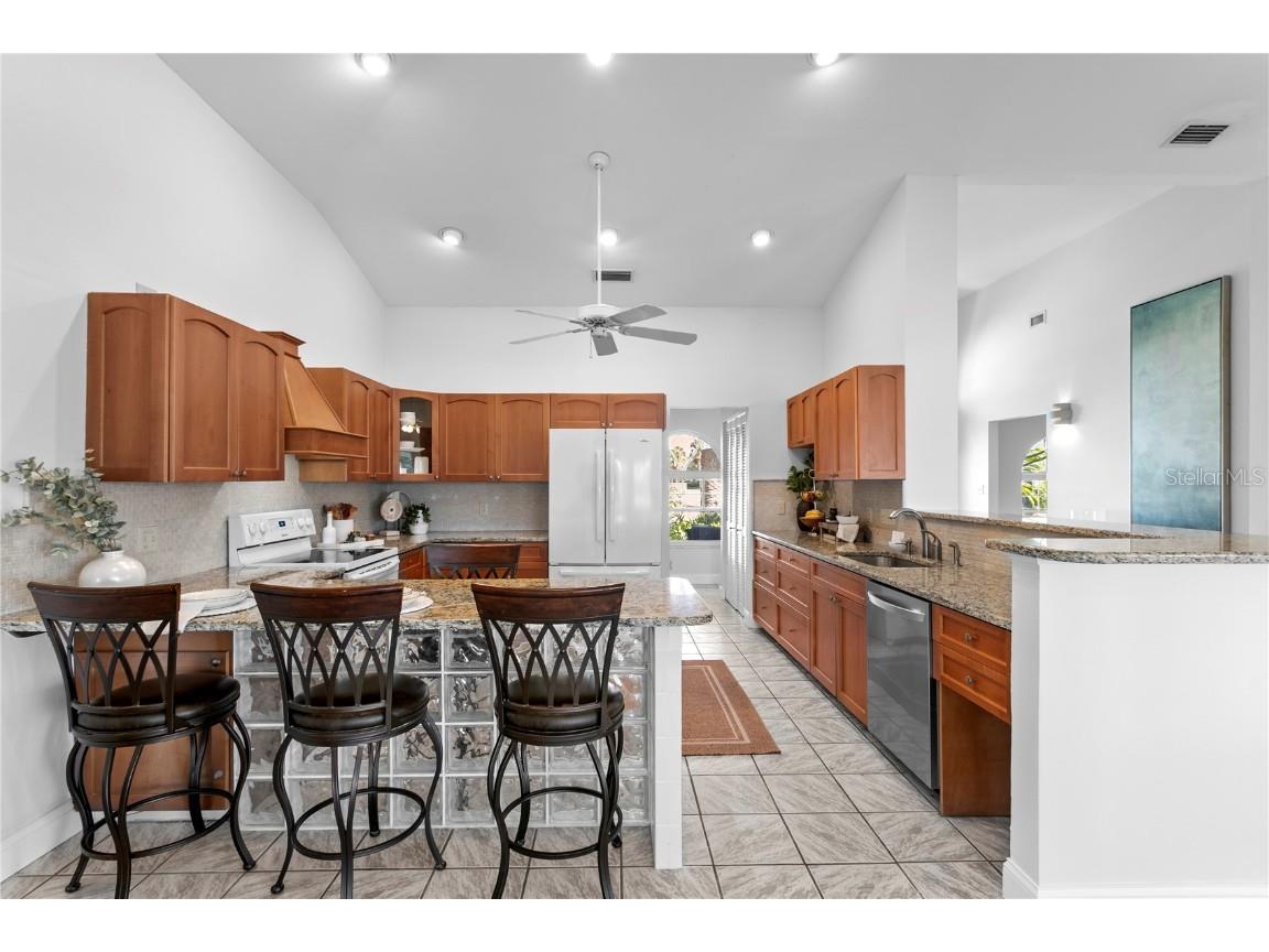 251 S Isle Drive Saint Pete Beach FL 33706 TB8442989 image25