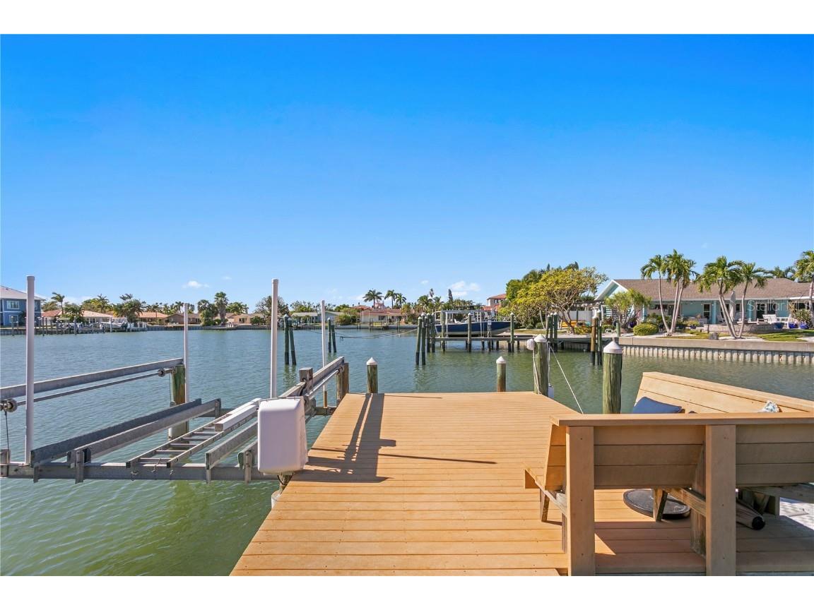 251 S Isle Drive Saint Pete Beach FL 33706 TB8442989 image4