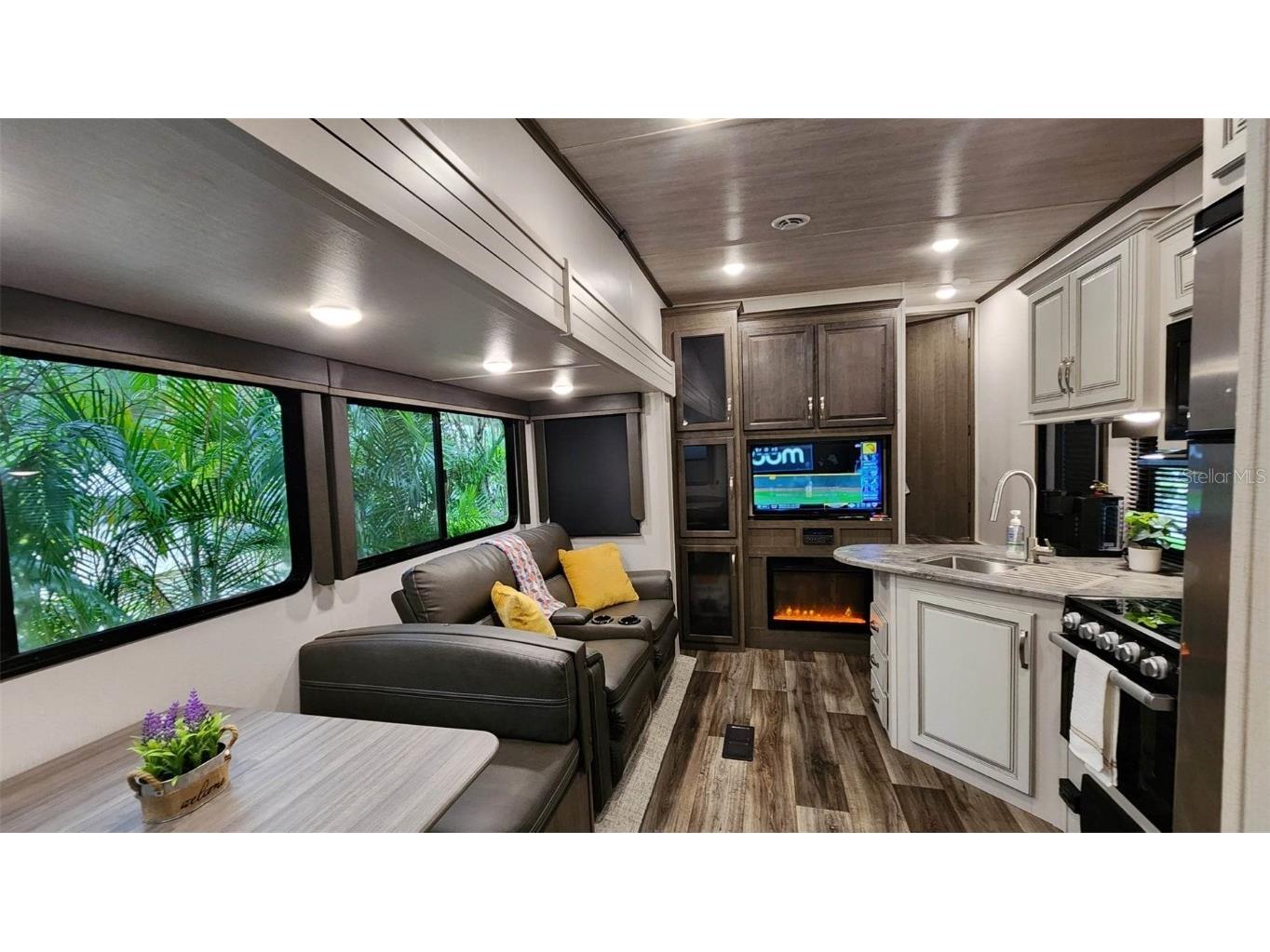 251 Saddle Lane Lake Wales FL 33898 TB8321702 image2