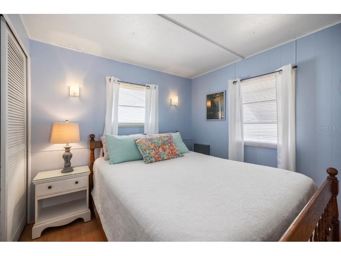 251 Southwinds Drive Sarasota FL 34231 A4669553 image17