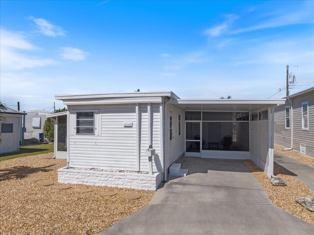 251 Southwinds Drive Sarasota FL 34231 A4669553 image3