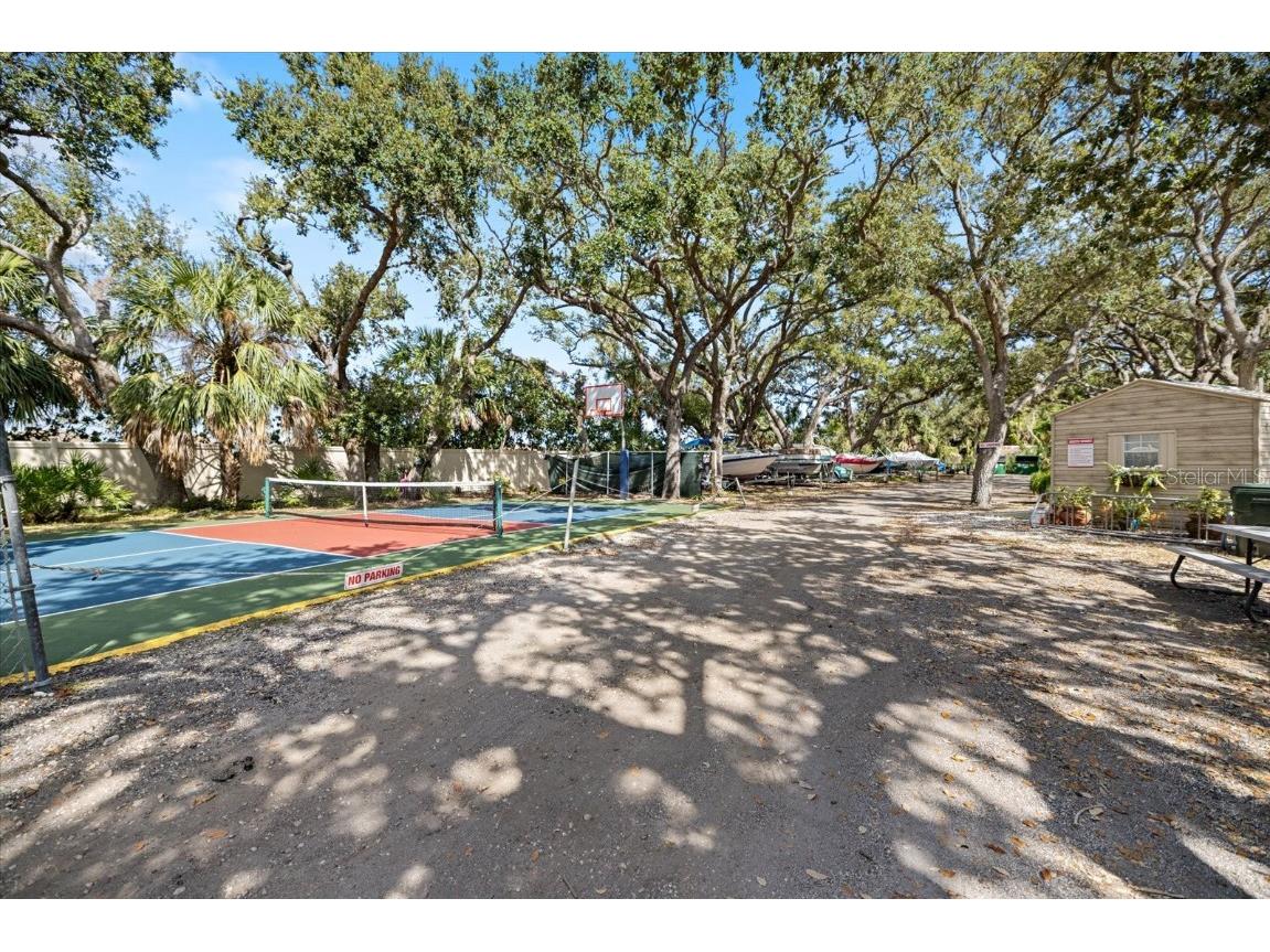 251 Southwinds Drive Sarasota FL 34231 A4669553 image35