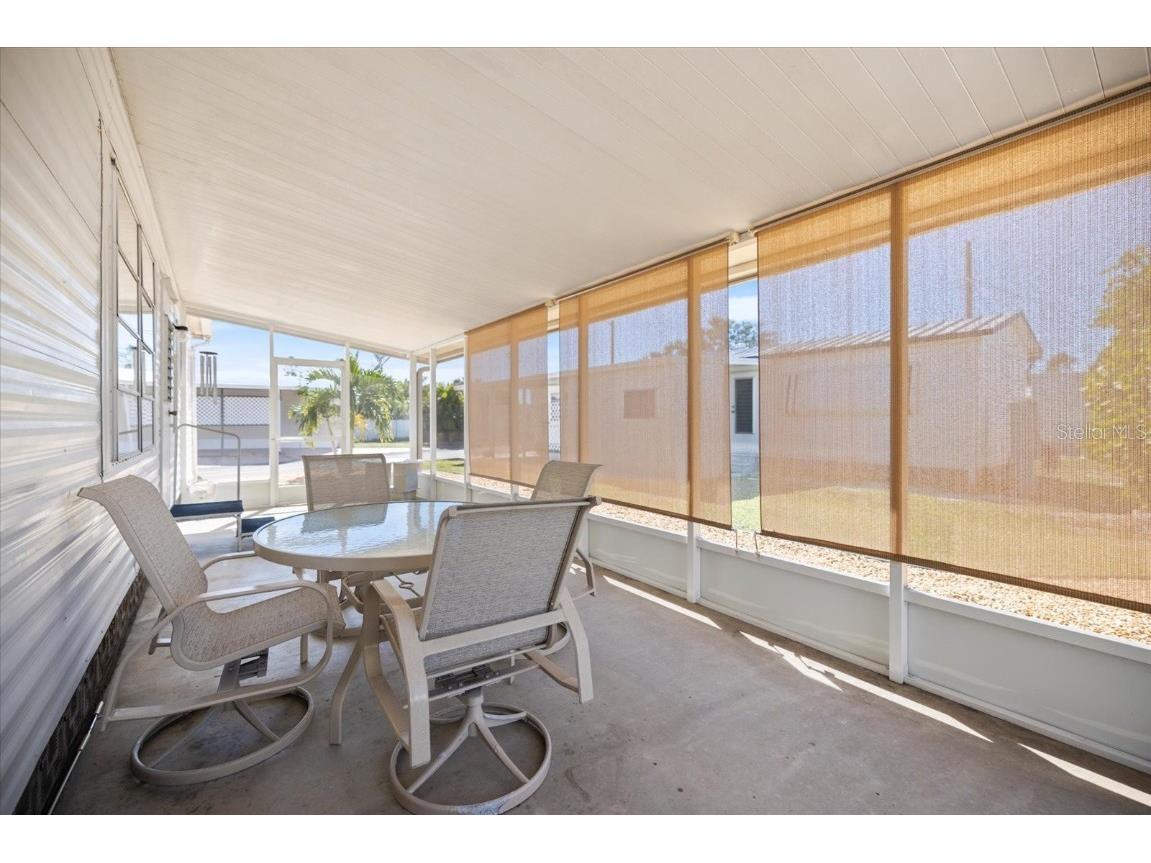 251 Southwinds Drive Sarasota FL 34231 A4669553 image7