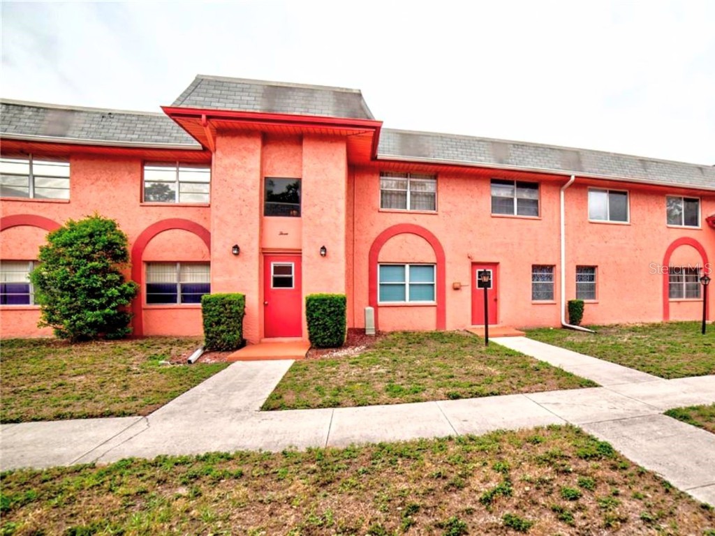 251 SW Lincoln Circle N #3109 Saint Petersburg FL 33703 U8191629 image1