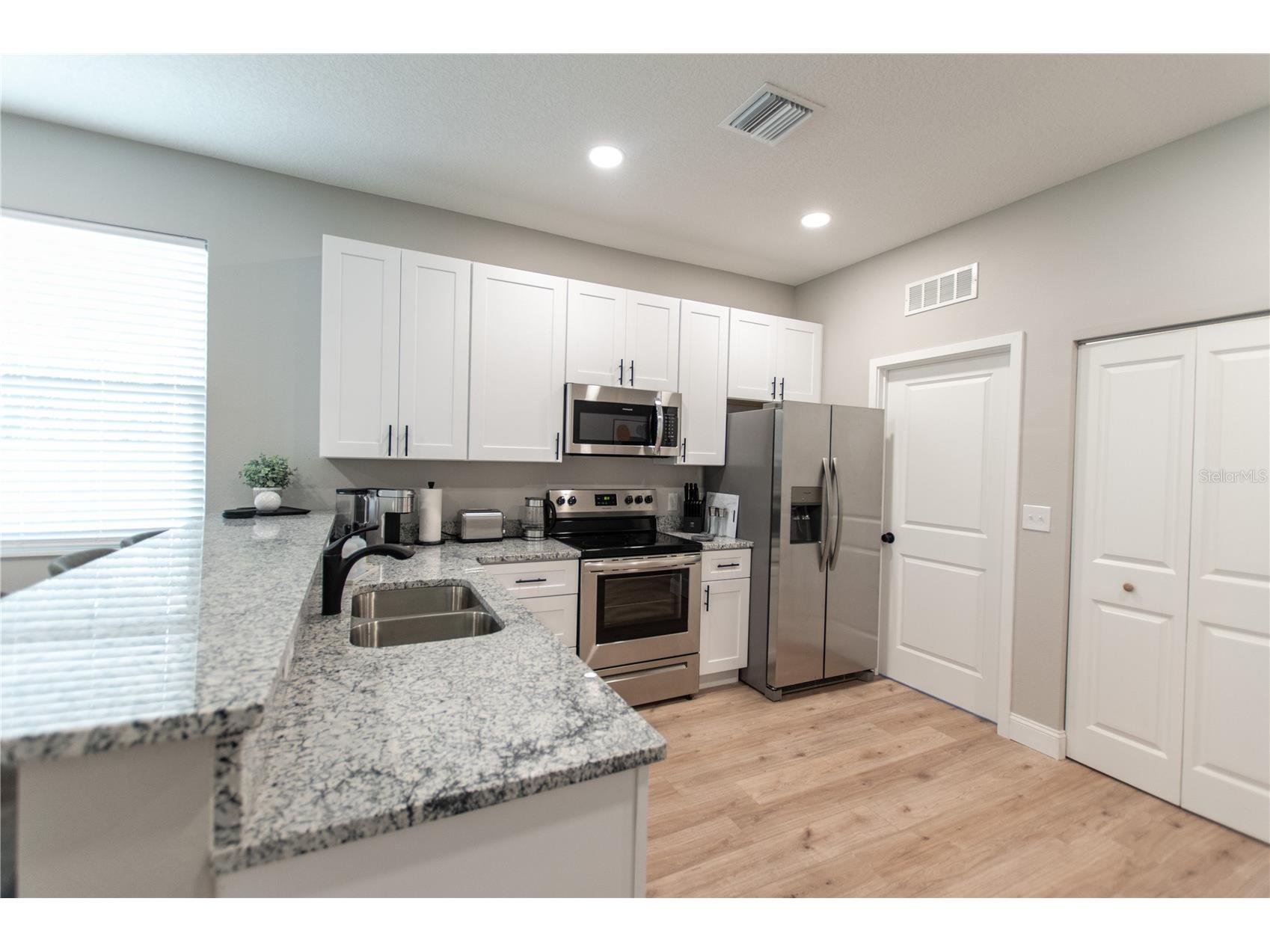 2510 16th Avenue N Saint Petersburg FL 33713 TB8525945 image20
