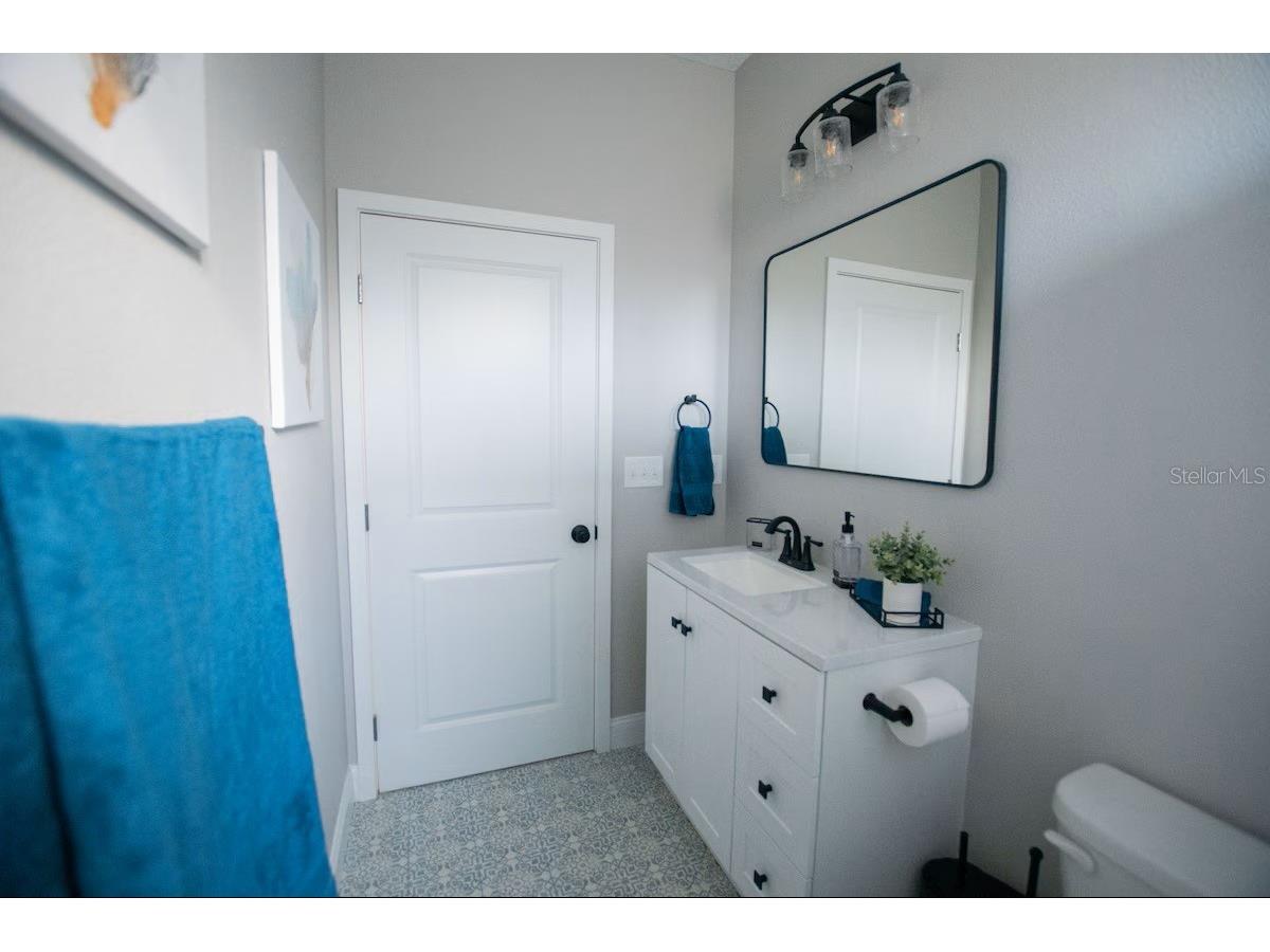 2510 16th Avenue N Saint Petersburg FL 33713 TB8525945 image29