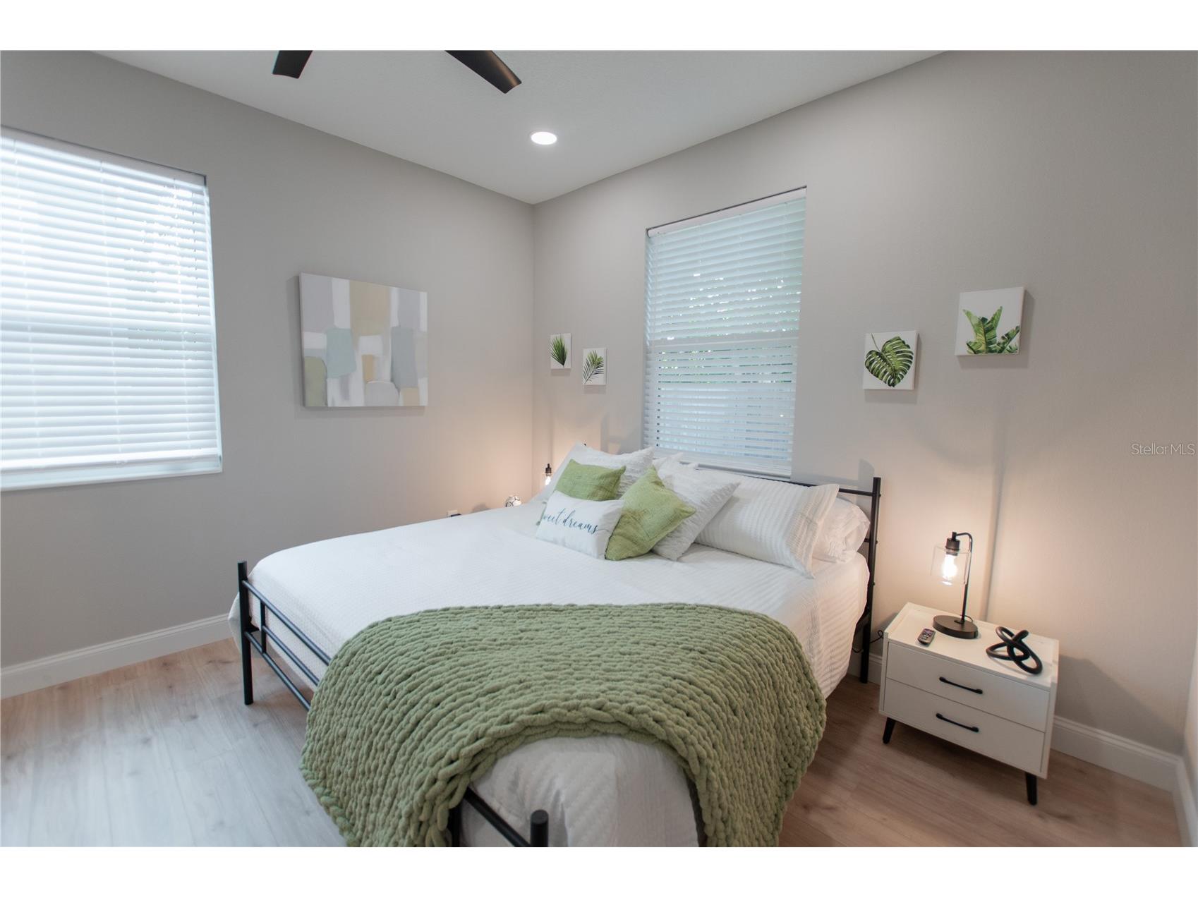 2510 16th Avenue N Saint Petersburg FL 33713 TB8525945 image33
