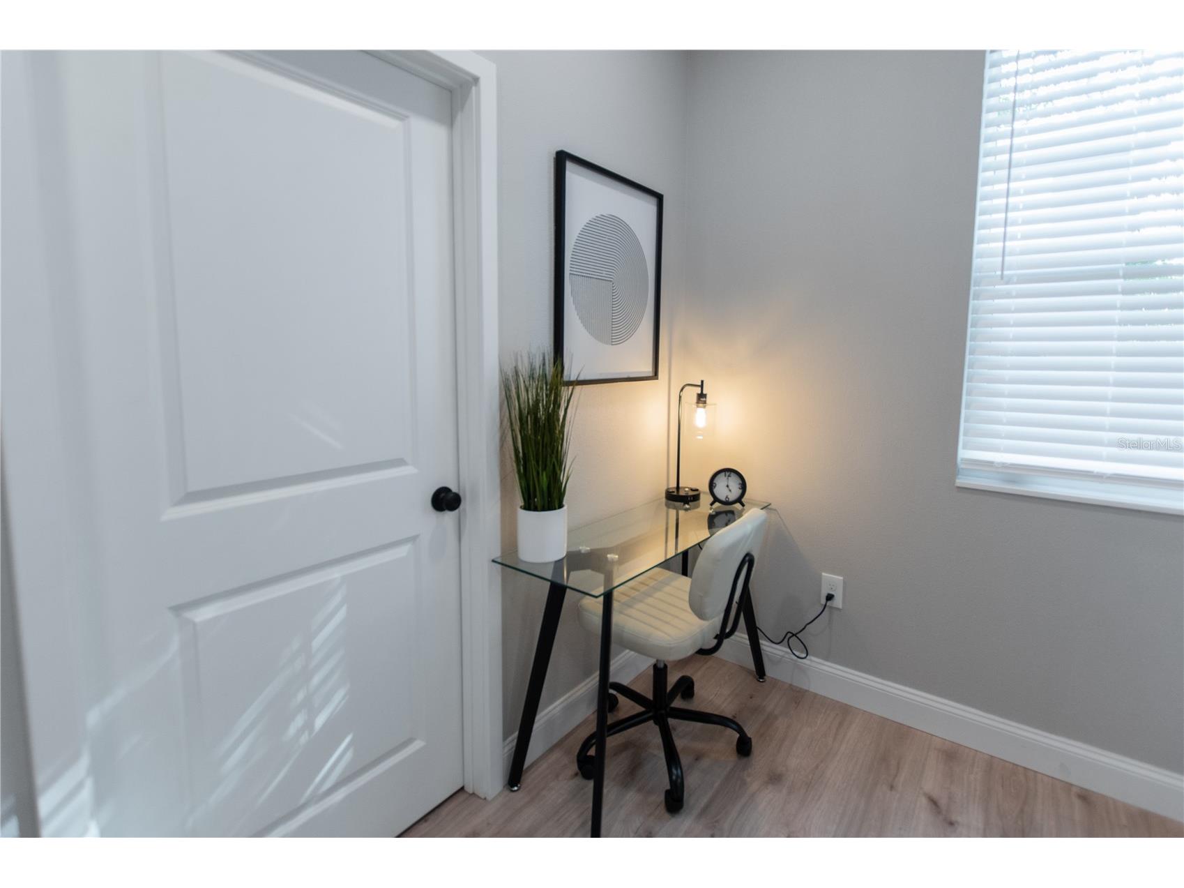 2510 16th Avenue N Saint Petersburg FL 33713 TB8525945 image36