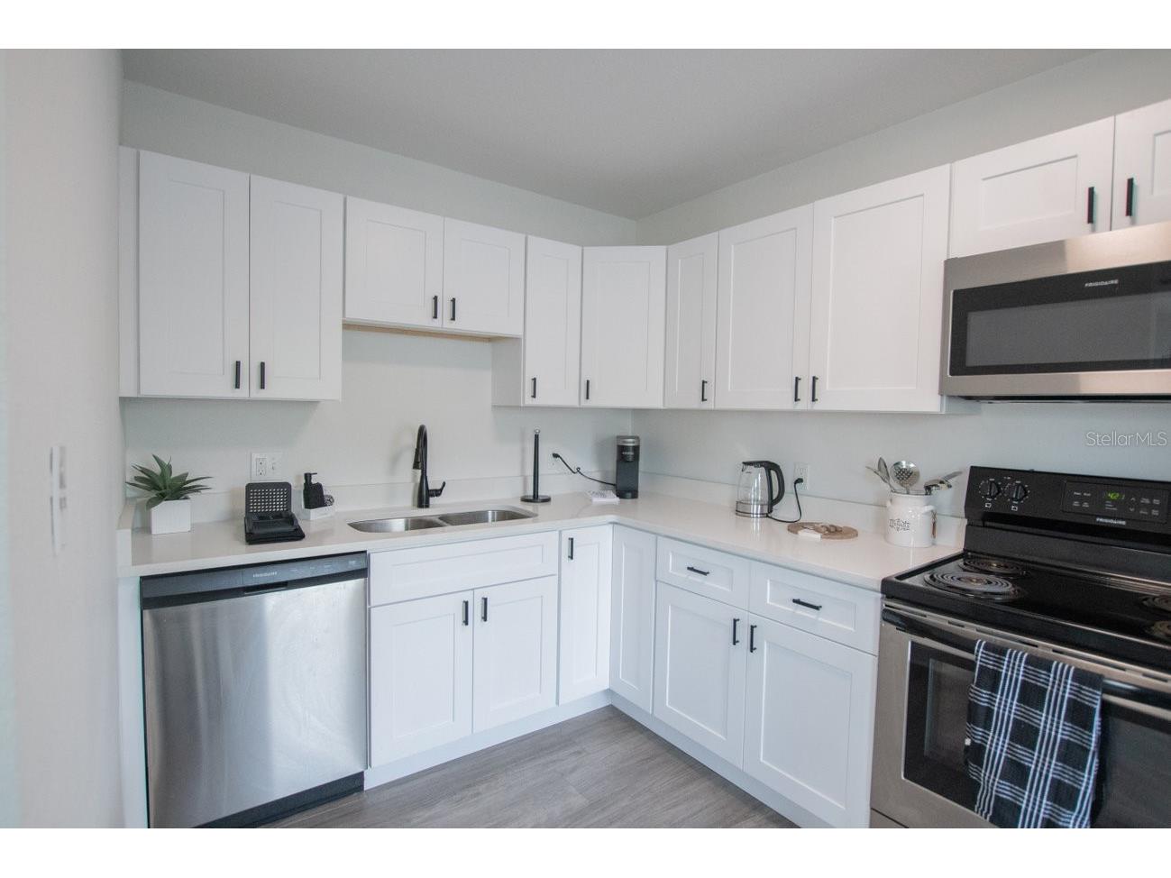 2510 16th Avenue N Saint Petersburg FL 33713 TB8525945 image49