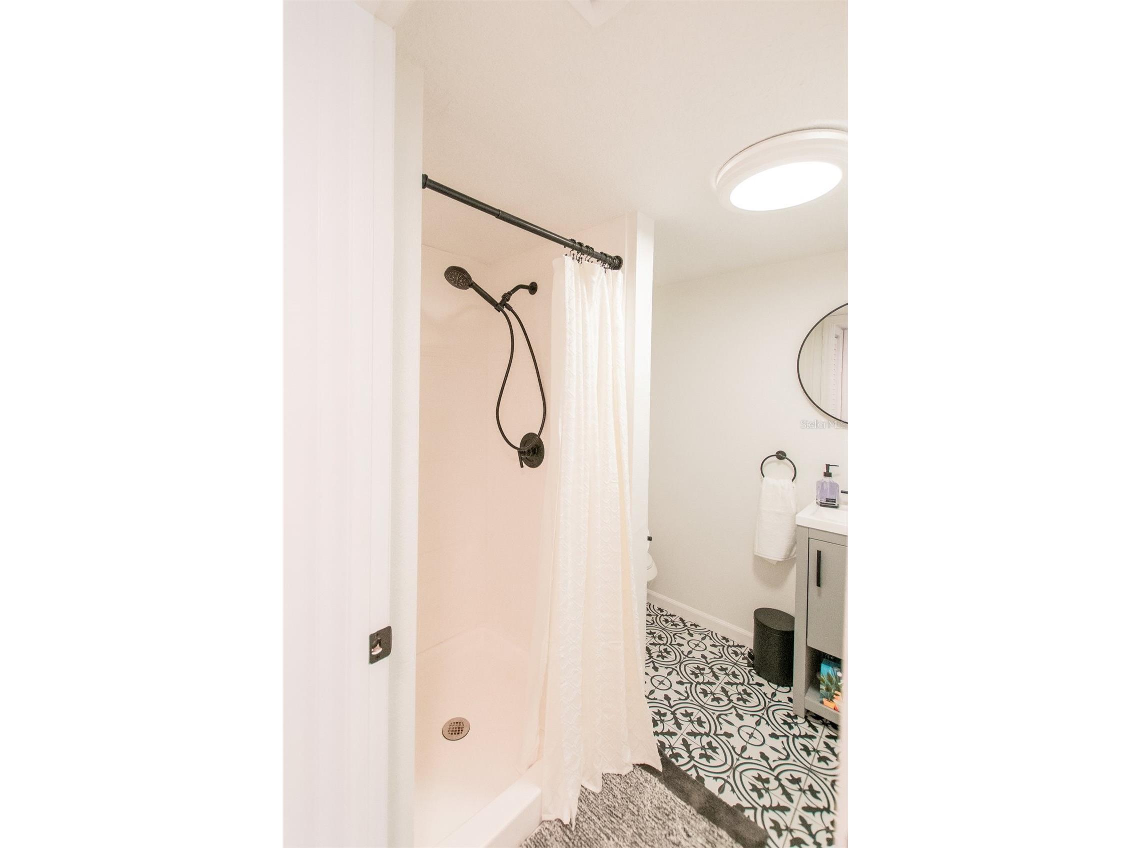 2510 16th Avenue N Saint Petersburg FL 33713 TB8525945 image58