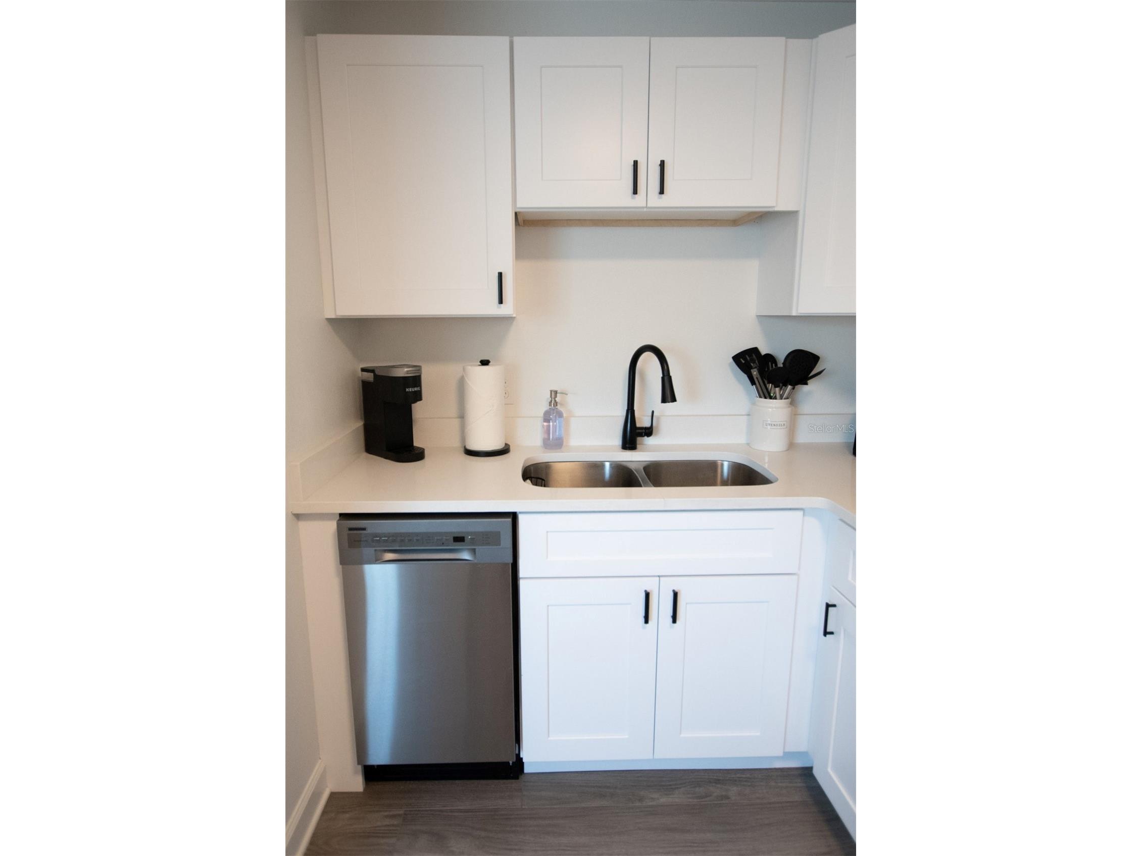 2510 16th Avenue N Saint Petersburg FL 33713 TB8525945 image69