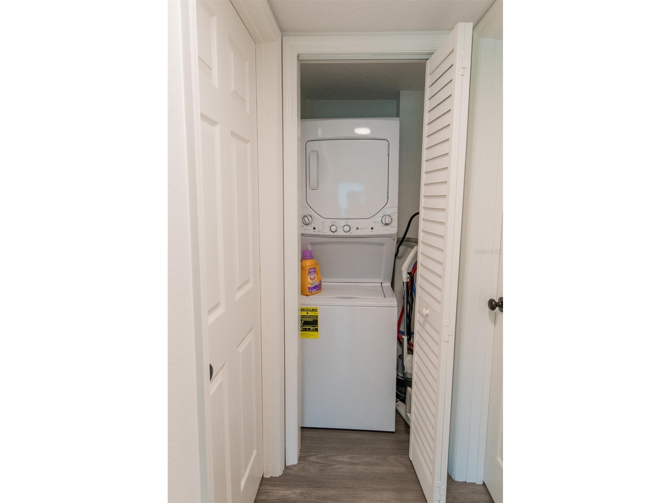 2510 16th Avenue N Saint Petersburg FL 33713 TB8525945 image74