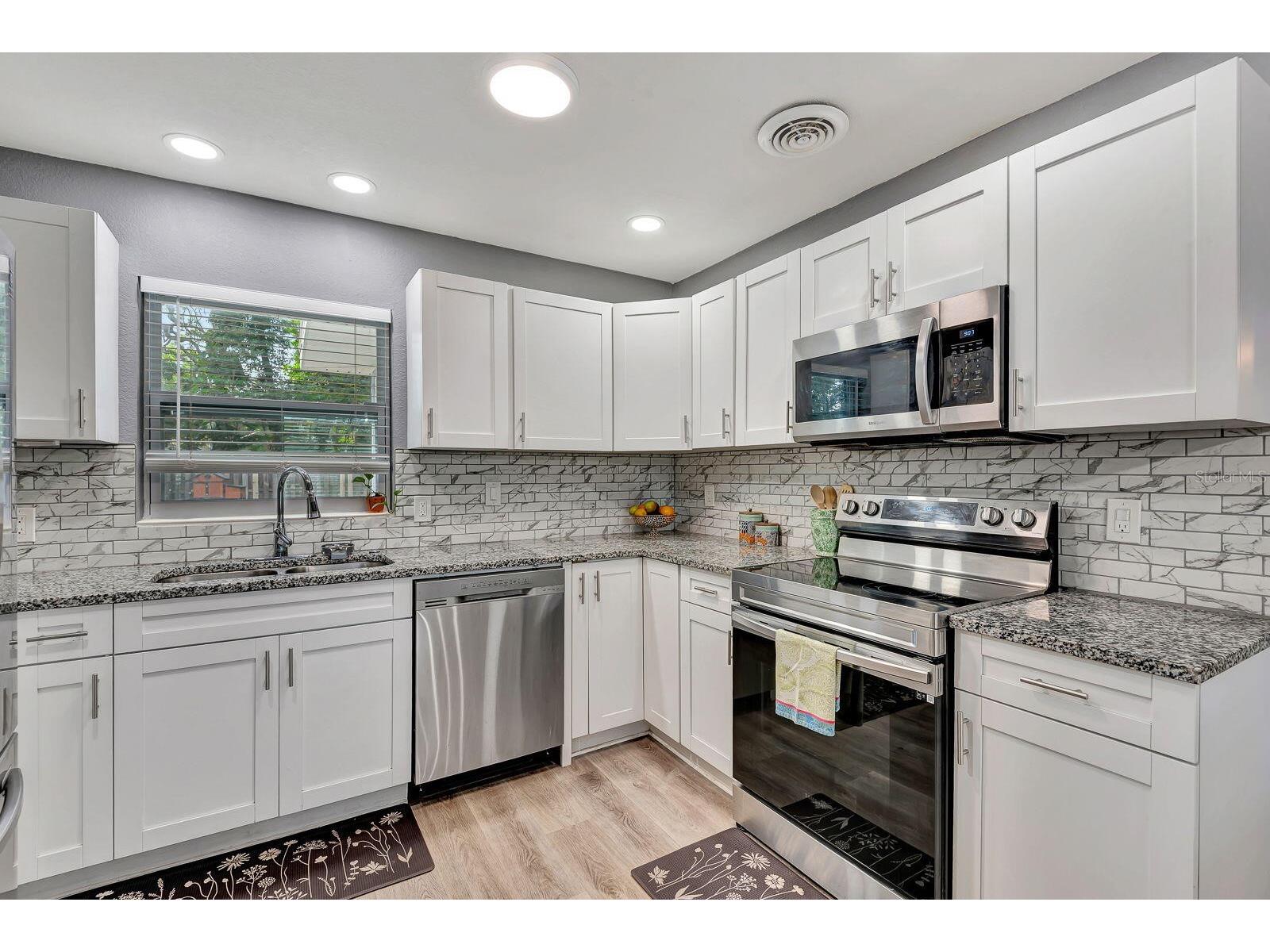 2510 51st Avenue Terrace W Bradenton FL 34207 O6395453 image17