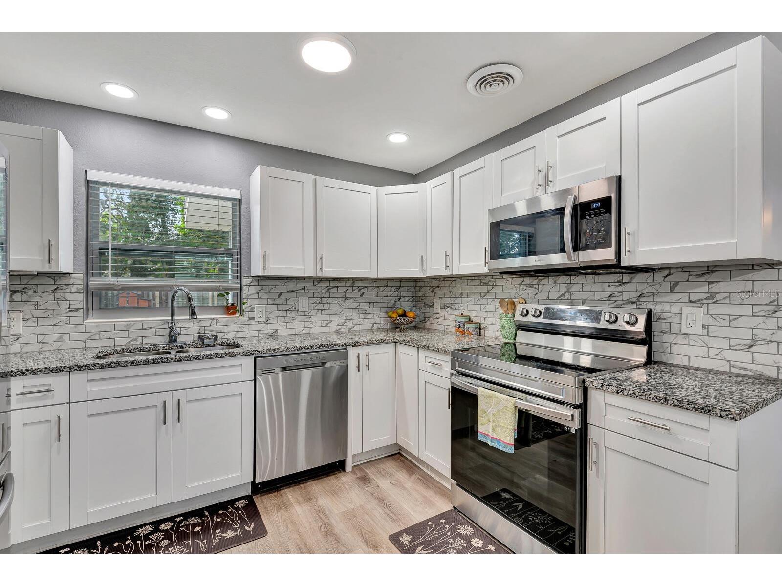 2510 51st Avenue Terrace W Bradenton FL 34207 O6425655 image20