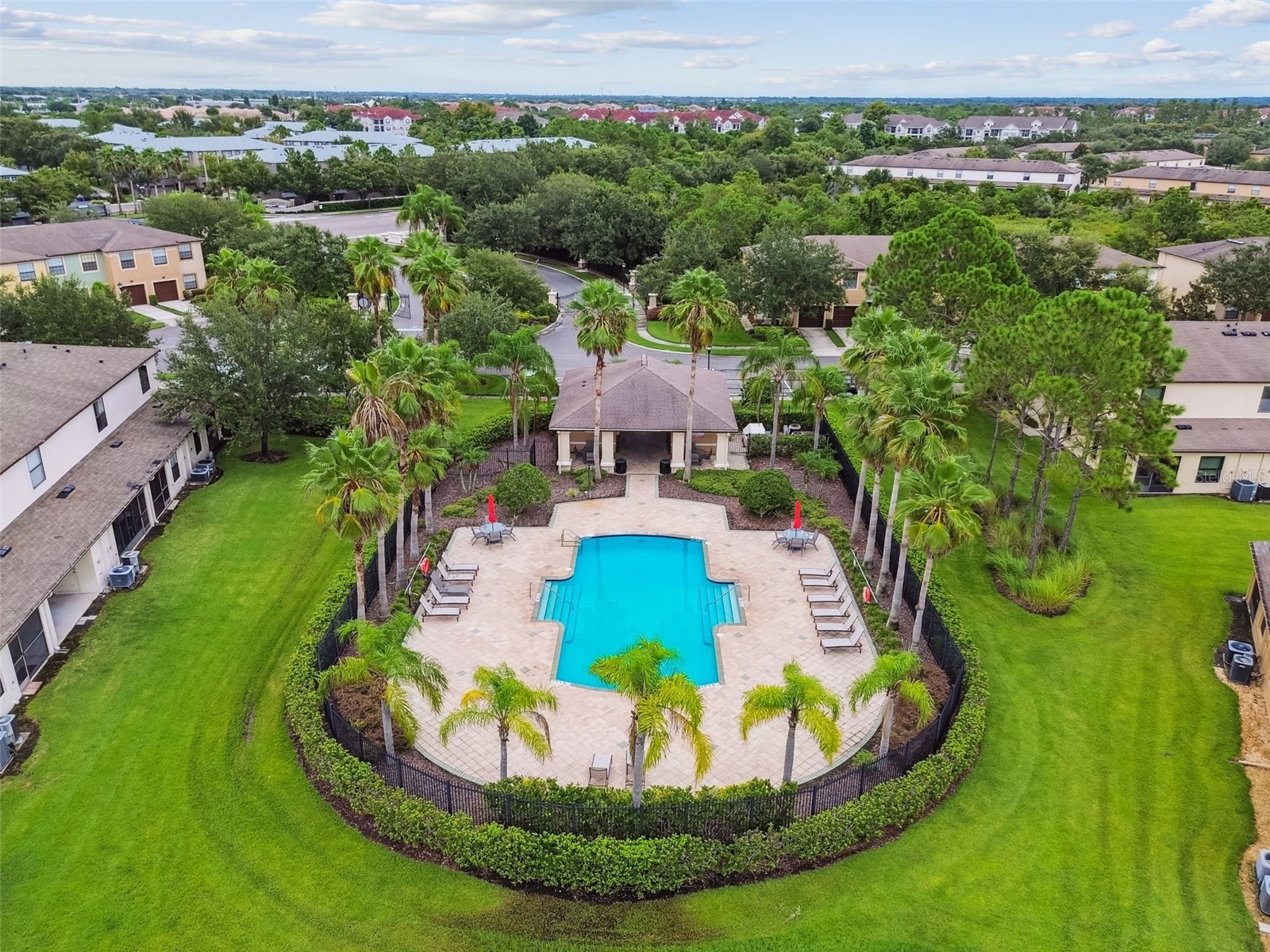 2510 Edgewater Falls Drive Brandon FL 33511 TB8498623 image2