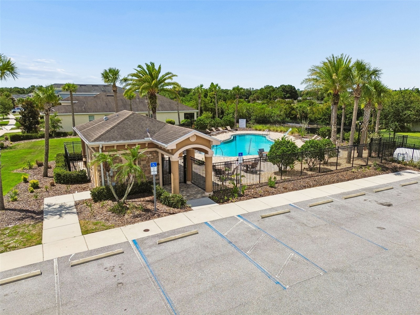 2510 Edgewater Falls Drive Brandon FL 33511 TB8498623 image47